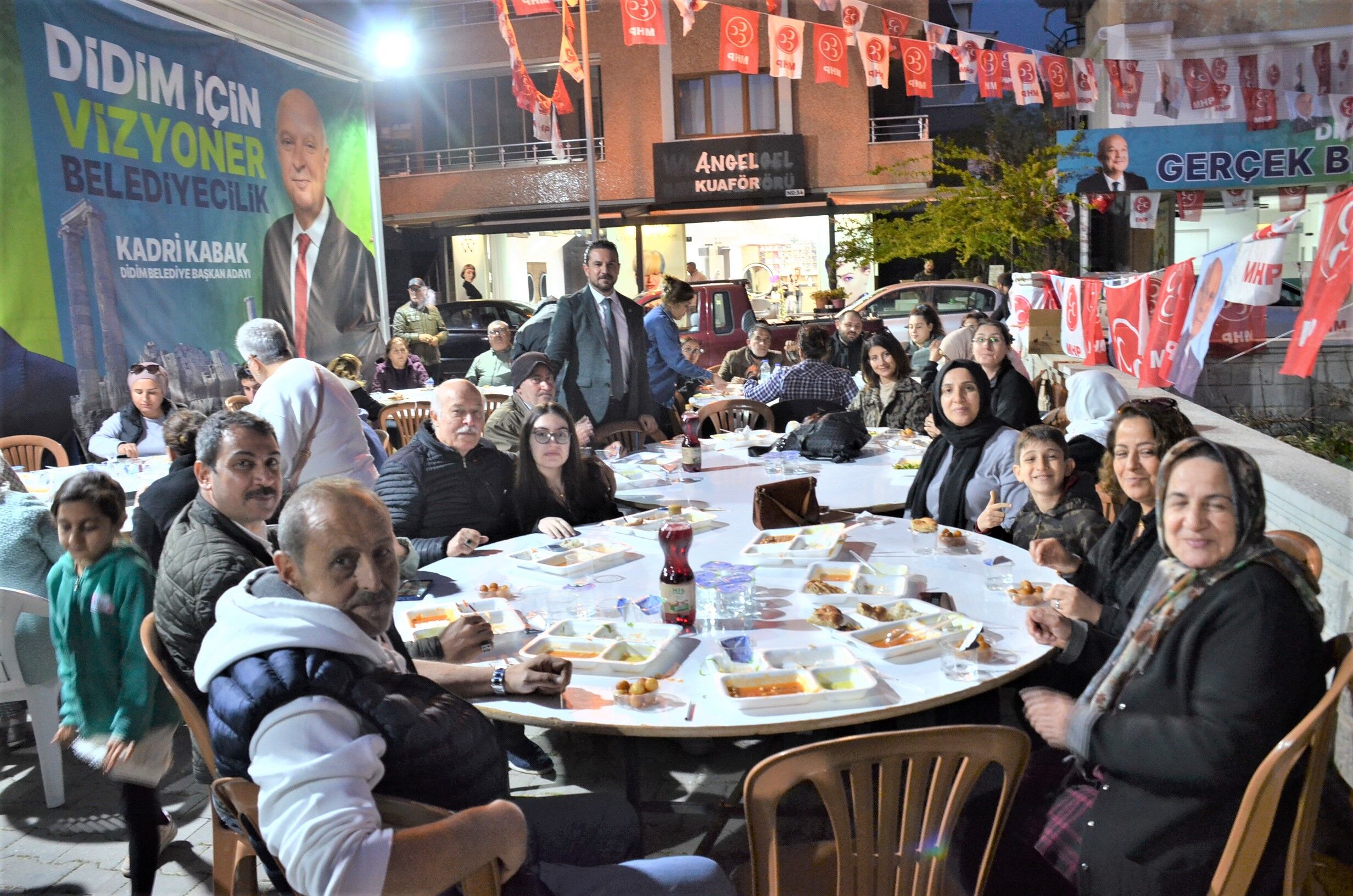 Akbuklu Meclis Uyesi Adayi Irsiktan Ak Partide Iftar Yemegi Organizasyonu 454386 57E17875De3Ee953Ab5Ab1E9165A4312