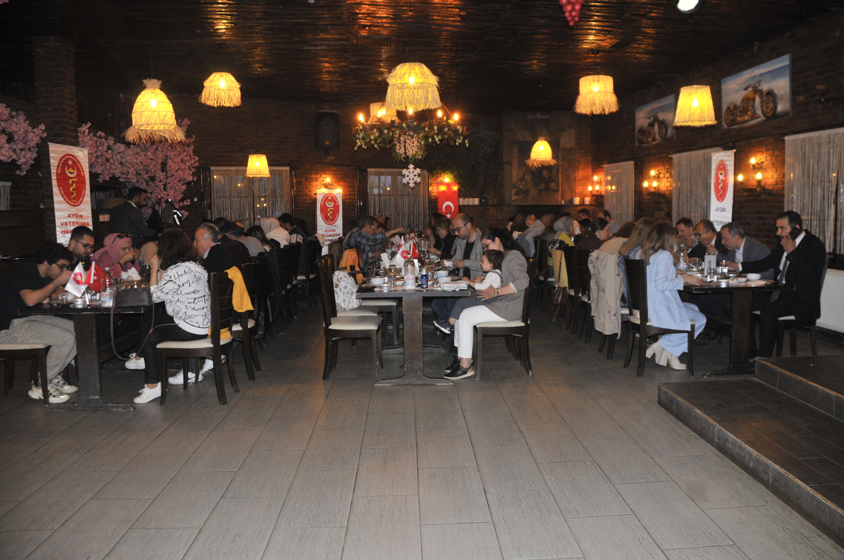 Aydin Veteriner Hekimler Odasindan Uyelerine Iftar Yemegi 458196 8823F807A6C4D9B5A2C57Ae7A0071667