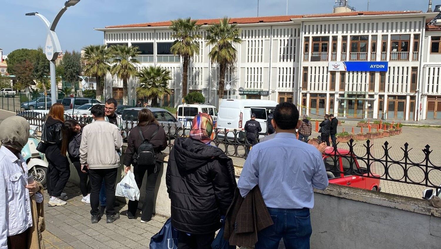 Aydinin Gobeginde Bomba Panigi 8E52E3B792A027D376C24Ac4C1912Cec
