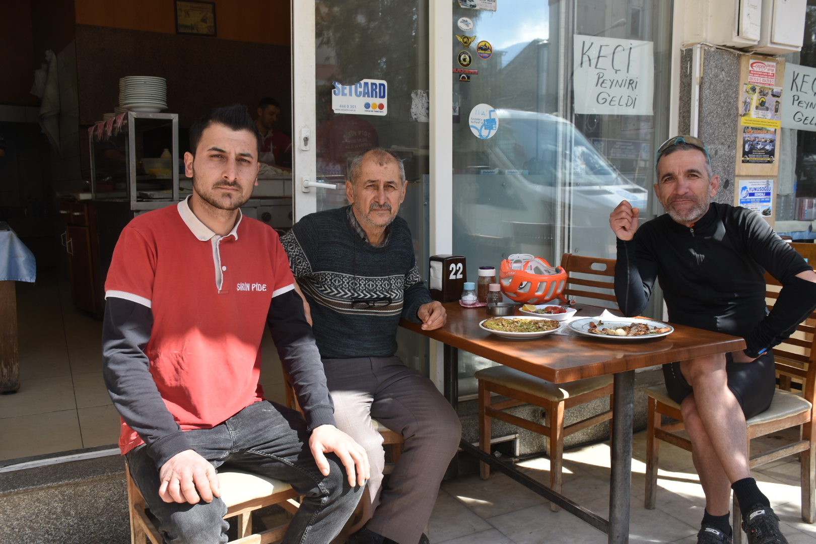 Bisikletle 300 Kilometre Yapip Karacasuya Pide Yemeye Geldi 454258 E6Cad0D1Fd4C18389Db354A5563798F3