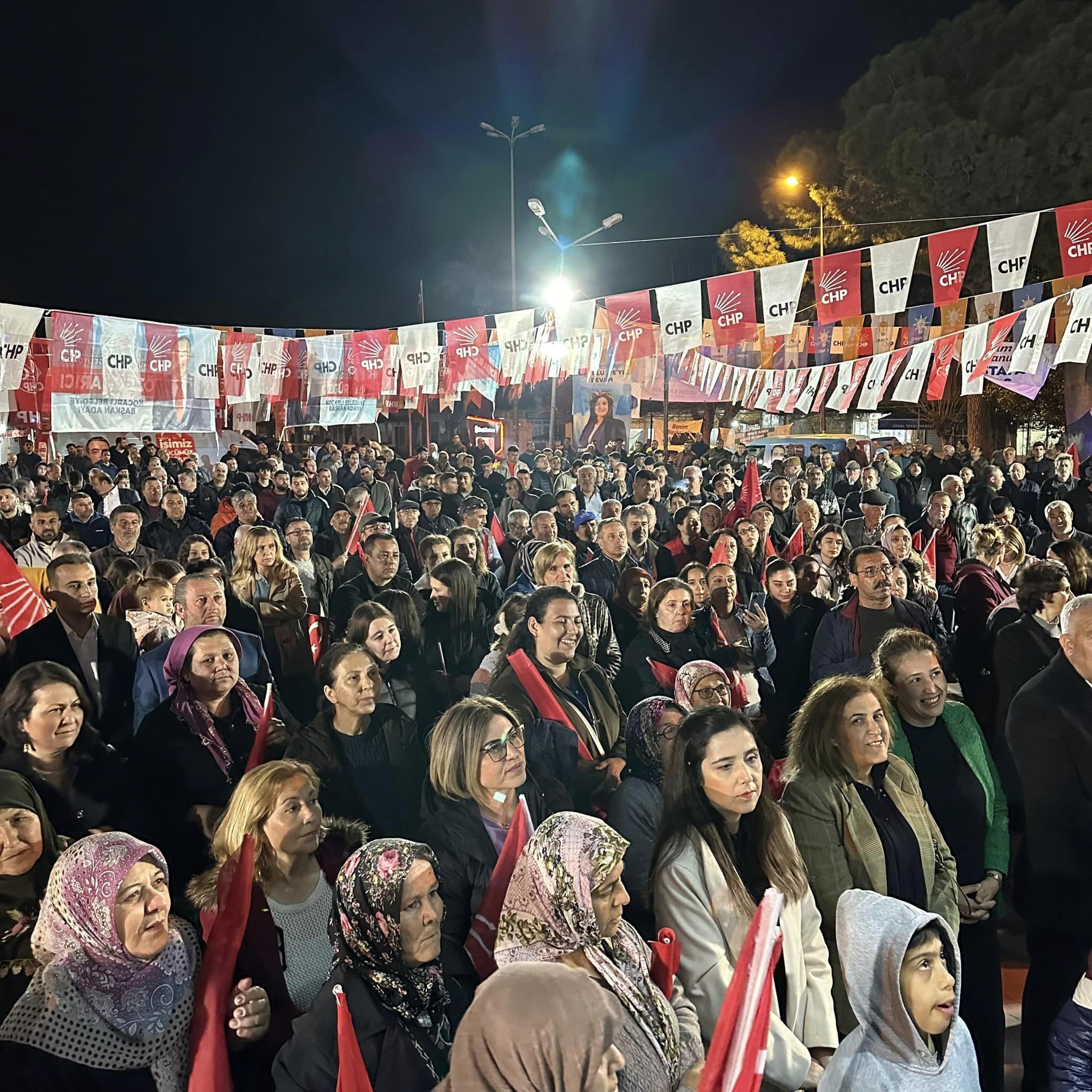 Biyiklida Ozgur Arici Coskusu 454476 74Ce1C4C475A841797Cc1077F2B528E0