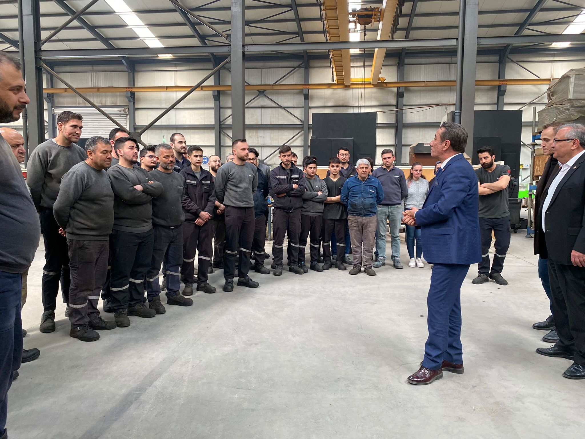 Chpli Yetiskin Kalplere Dokunacagiz Efeleri Sevgi Ile Yonetecegiz 455767 578A879Fa4921184F35F3A72295F27Fc