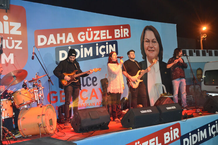 Didimde Secimin Hareketli Yeri Chp Secim Ofisi 457035 797B72691C87De2Beaae735276C0985D