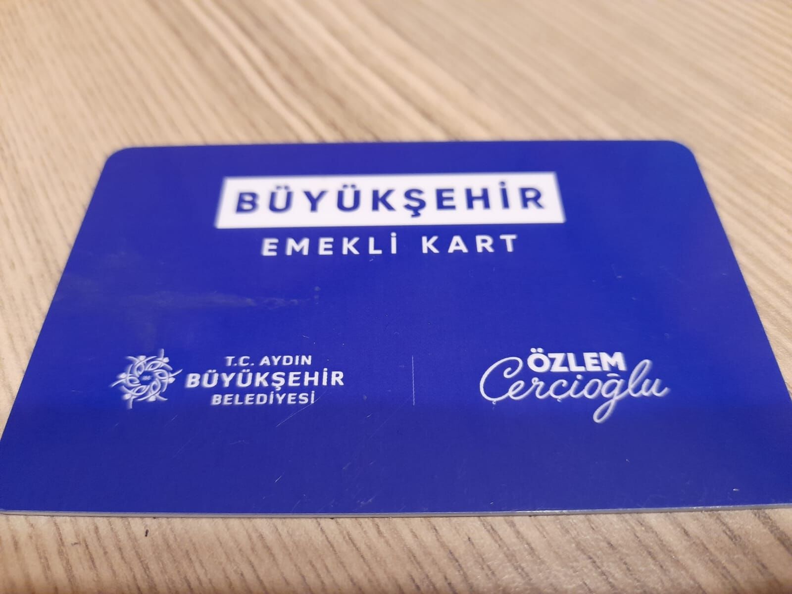 Emekliler Emekli Karti Cok Sevdi 457171 5E41854C33F338A548839B2703756Afe