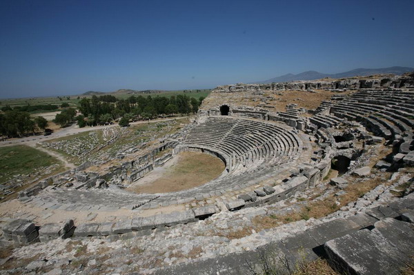 Milet Tiyatrosu Antik Mirasin Golgesindeki Ihtisam 456622 2B3793213178Fa40B9E955E4465F21F5