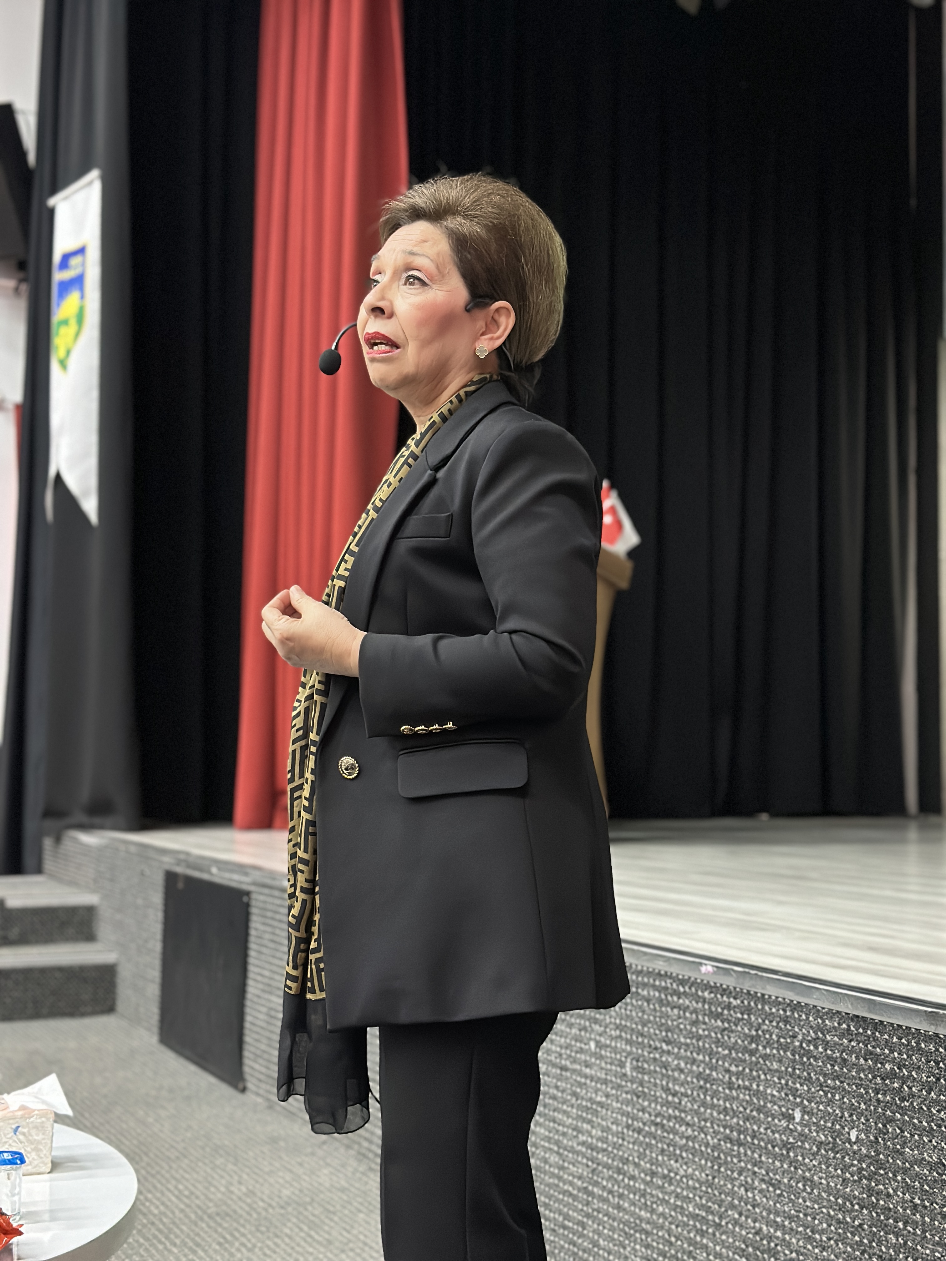 Yeni Nesil Bizden Ne Istiyor Adli Konferansa Yogun Ilgi 460182 Ec0284Cdd77A3Fb3Ff6E42Fea43Fe4Af