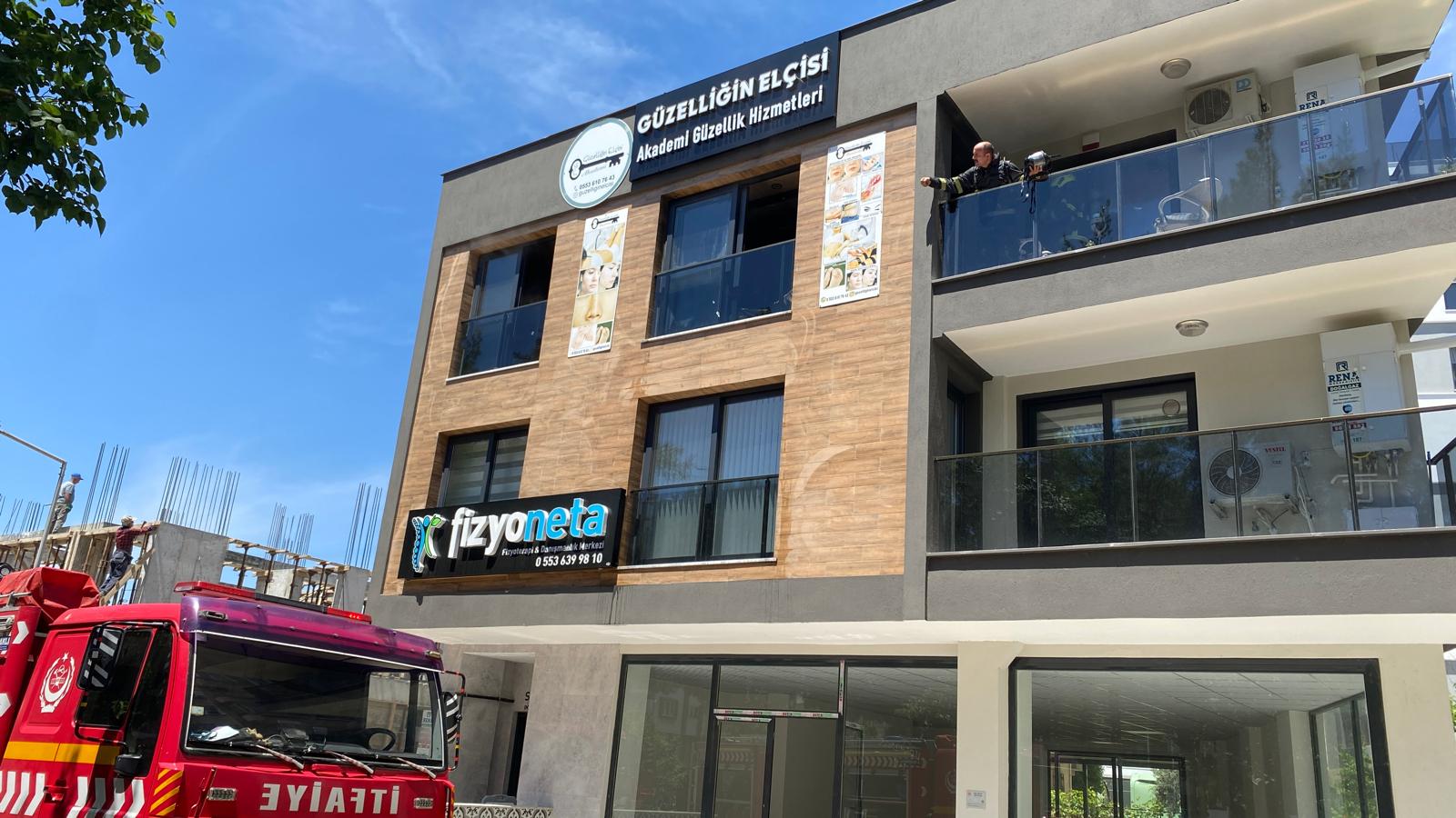 Aydinda Guzellik Merkezinde Yangin 470205 2253Ce31Bb5E56Ad77Ec20673Ceb4336