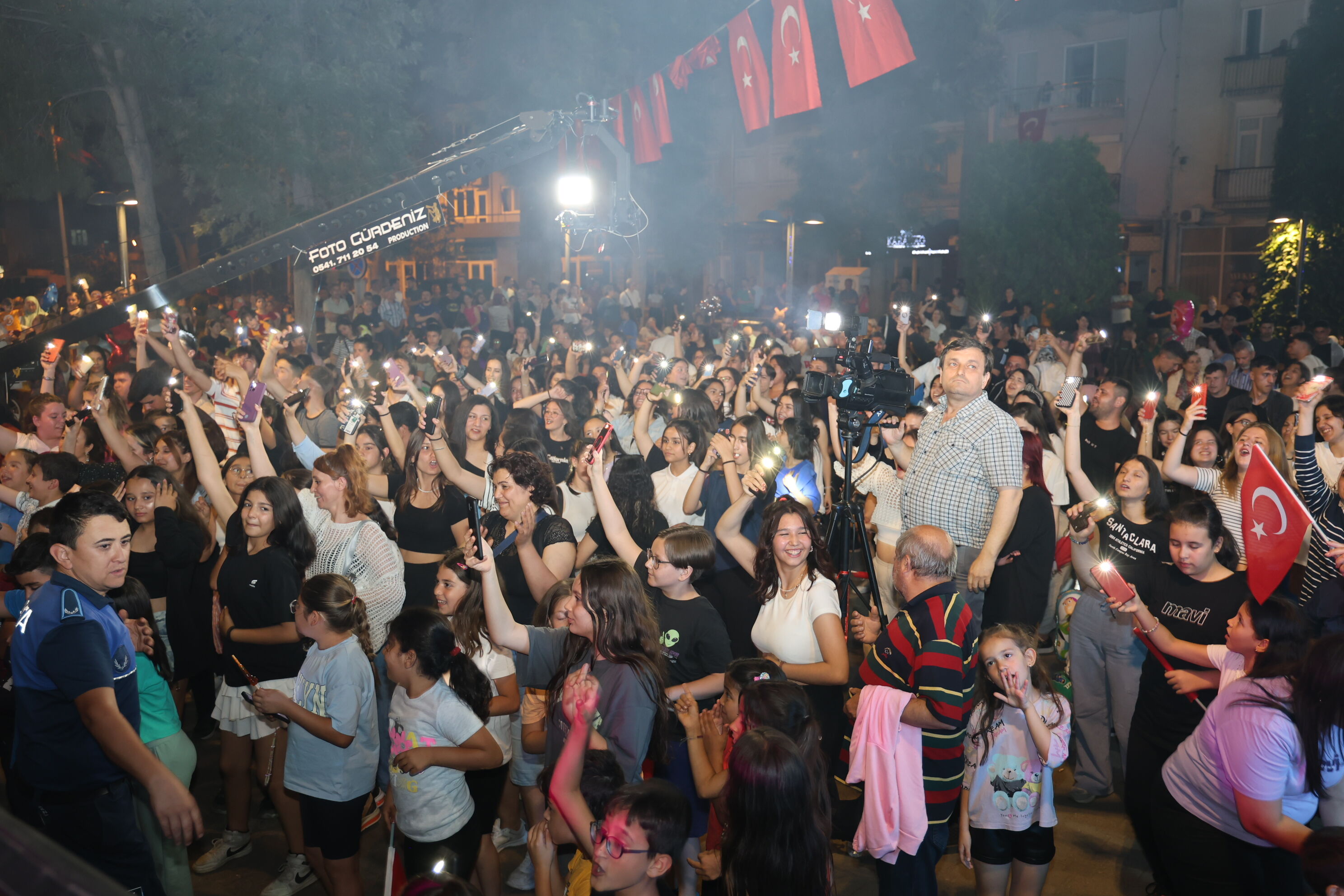 Cinede 19 Mayis Coskusu Konserle Taclandi 472186 0B3Fa59Bf93Dfa9Bdc319F6C79E668E0