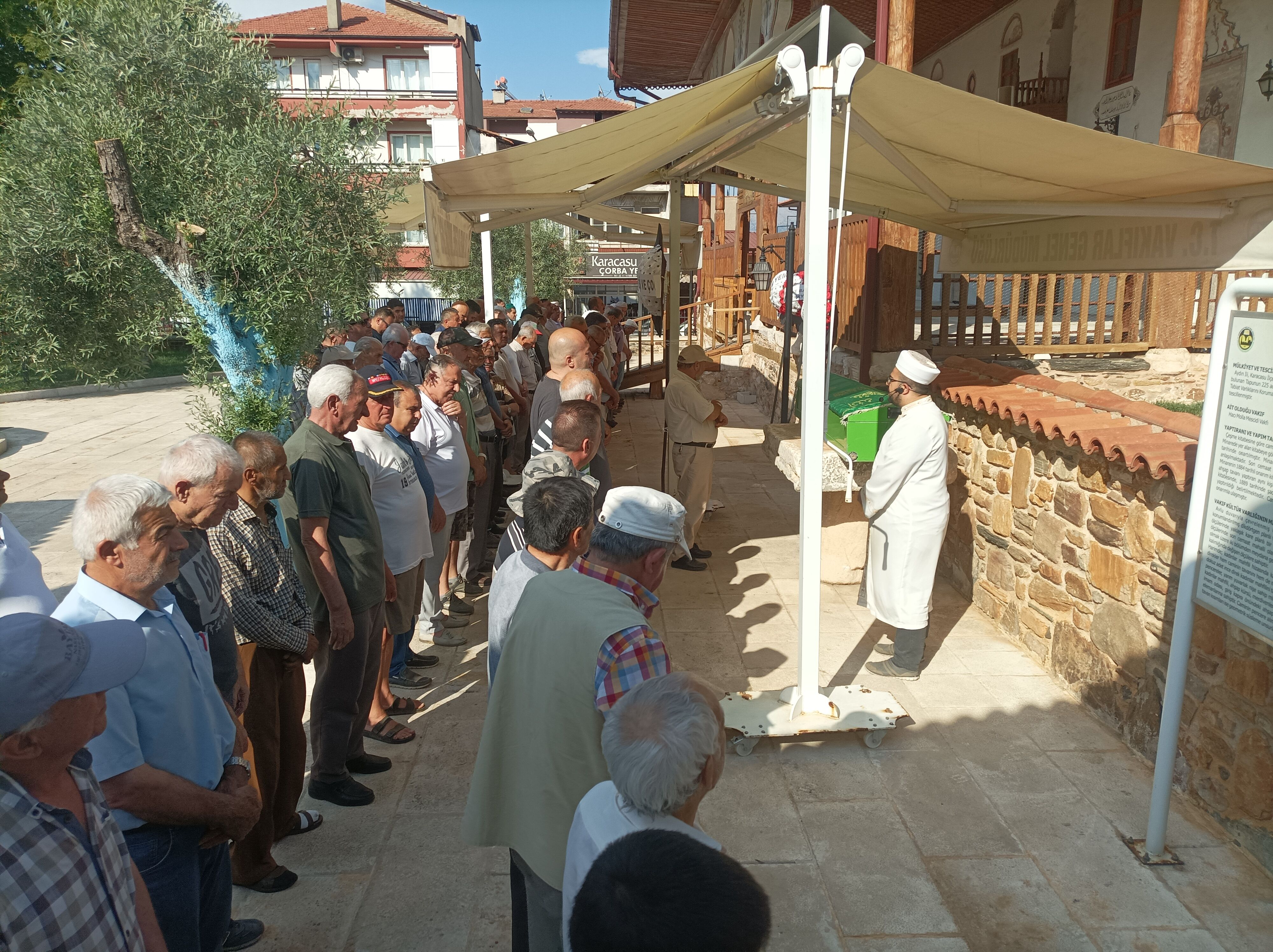 80 Darbesinde Gorevden Alinmisti Eski Baskan Son Yolculuguna Ugurlandi 480336 2Cbf4F9F153240D9A3C4F28C59Dde16A