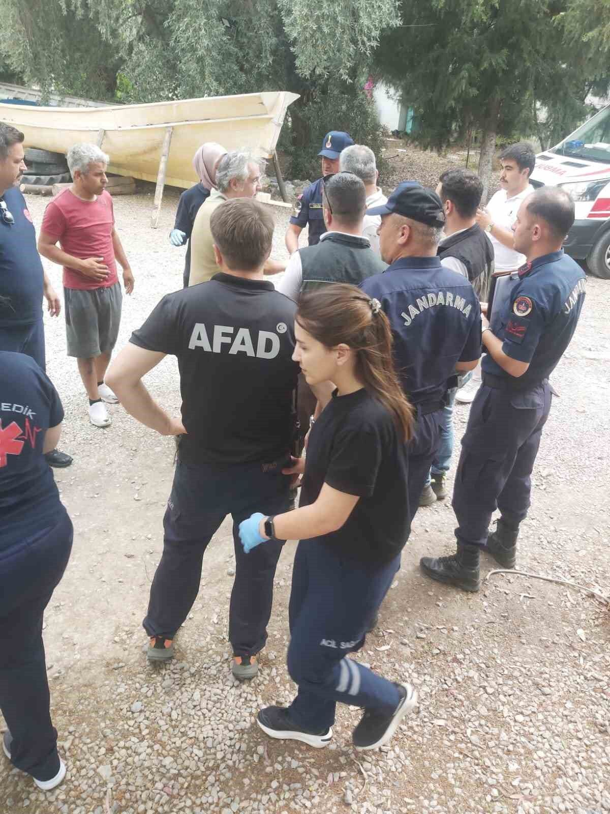 Afad Ekipleri Zamanla Yaristi Sert Inis Yapan Ucaktaki Murettebat Balikci Teknesiyle Karaya Cikarildi 592D0Eb57B7E1Ba064D416965Ba4F383
