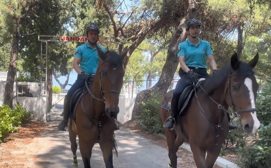 Atli Jandarma Timi Gorev Basinda 478457 E924C408335Dc7Bb20943B20Fd0E404A