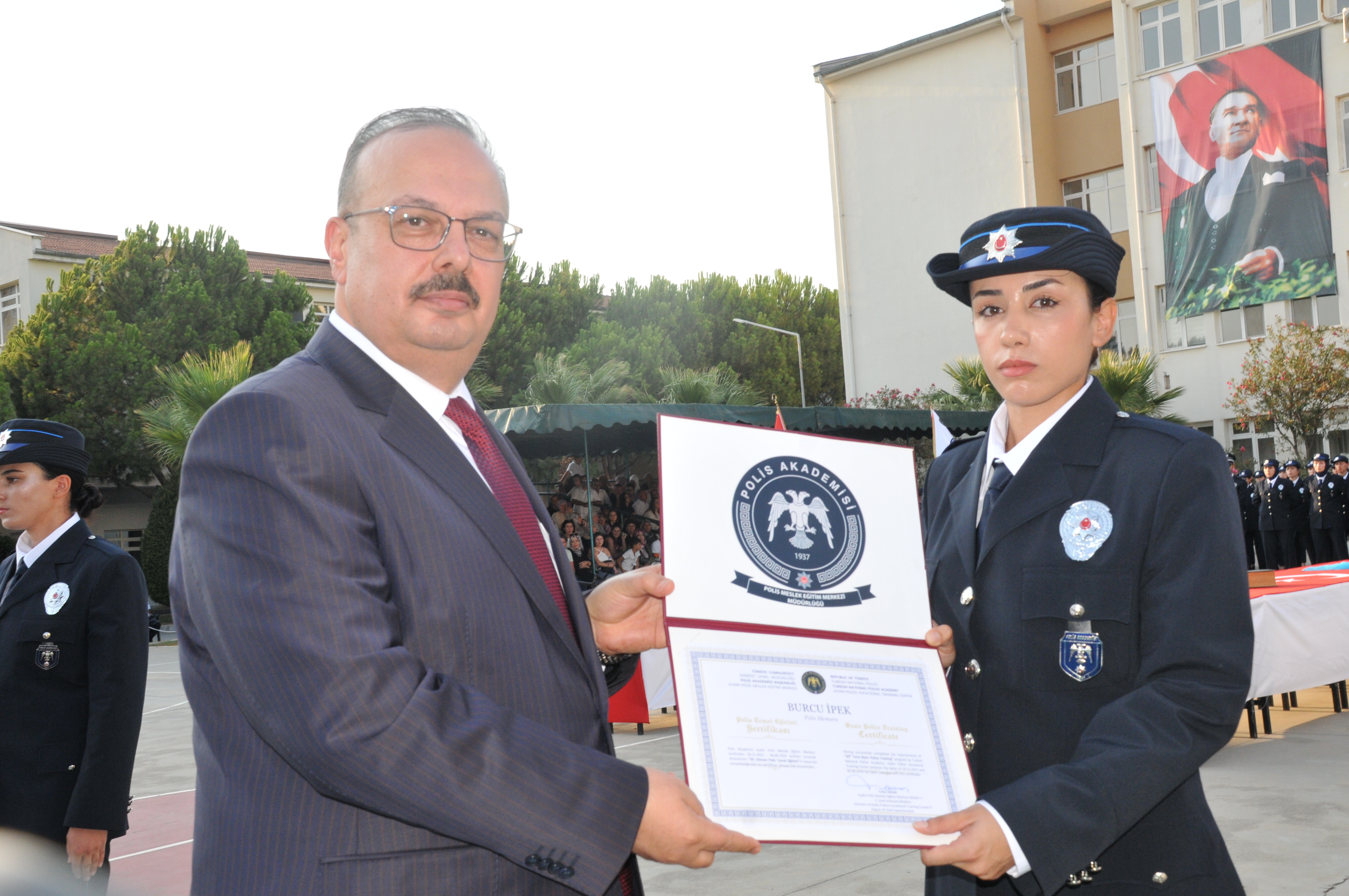 Aydin Pomem 198 Kadin Polis Mezun Etti Emniyet Teskilatinin Goz Bebegi Olacaklar 497550 E615Df6484C1C5F7710235393C554B3D