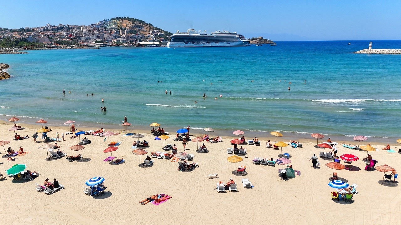 Kusadasi Belediyesinden Plajlarda 5 Yildizli Tatil Konforu 82575B1Ca75574Daddf2Ff2E562121E3 (1)