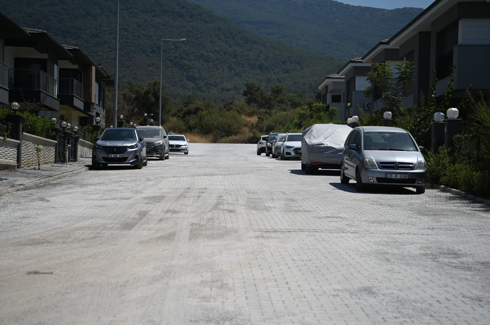 Kusadasi Belediyesinin Yol Yapim Seferberligi Suruyor 493827 274Ec6Bb2122Ee2D9E8A7B52703F221F