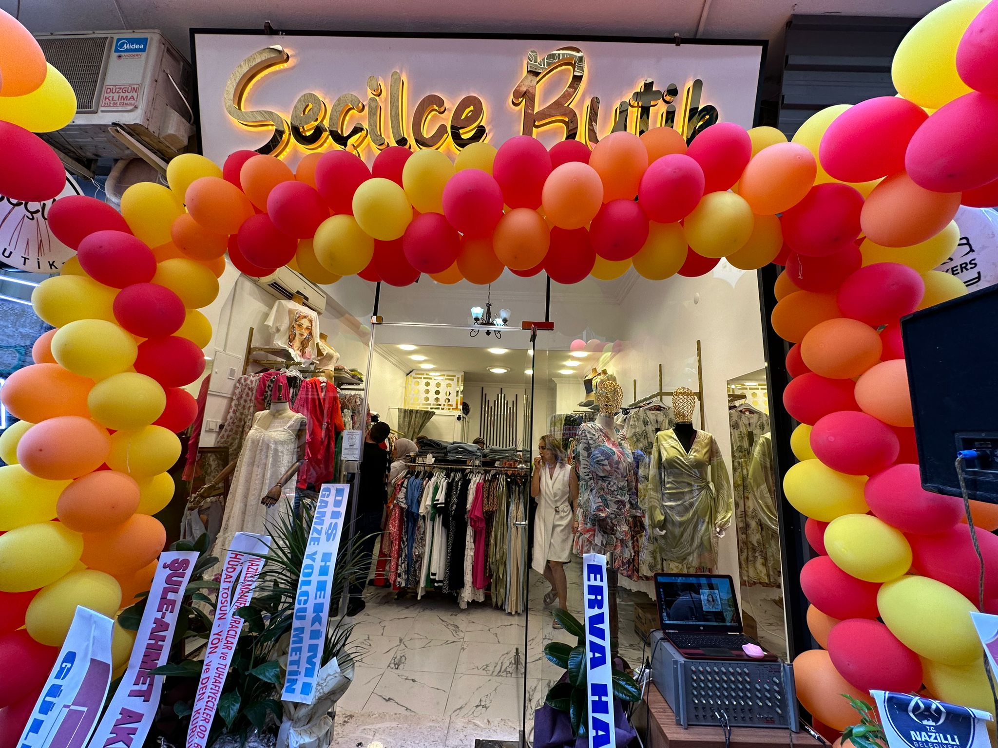 Secilce Butik Hizmete Girdi 499828 1C0Aa257Dc2Cdfe9095F82Ae12Dfae77