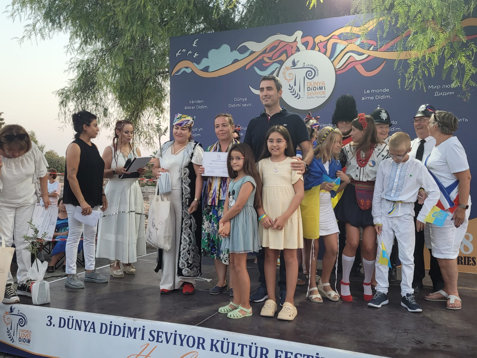 Dunya Didimi Seviyor Festivali Sona Erdi 501777 40Ccfa86680111F49D473C239367203D