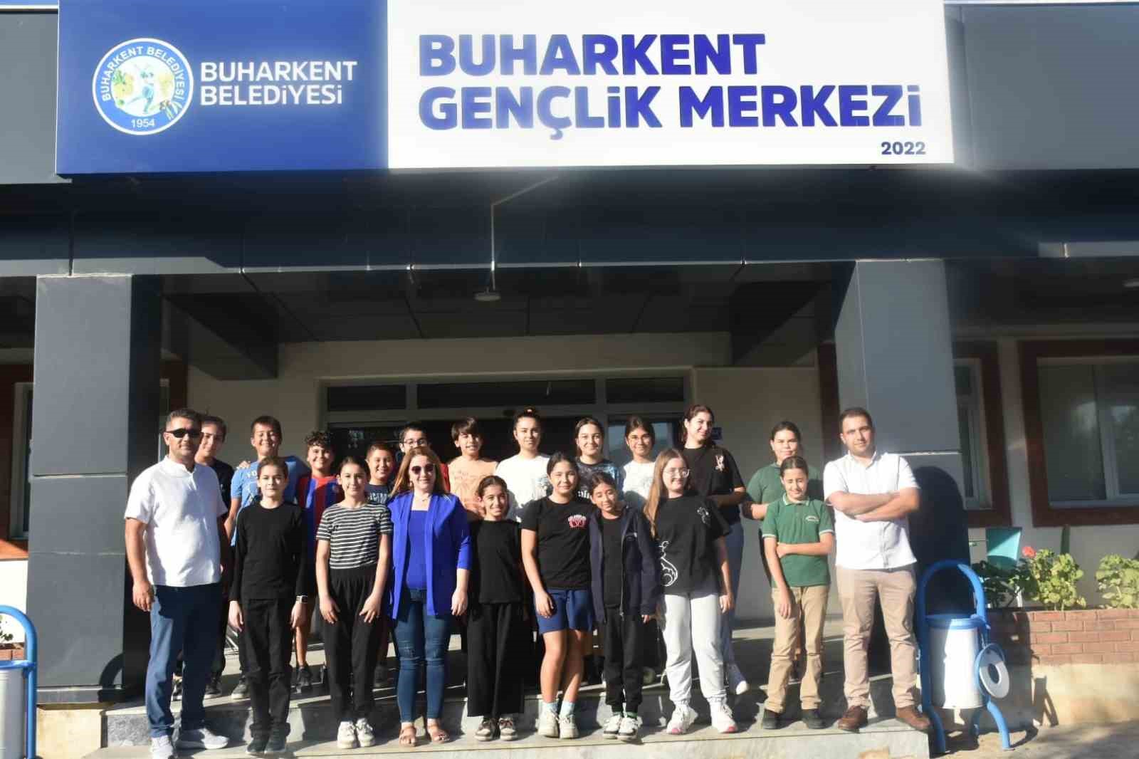 Buharkent Genclik Merkezinde Ingilizce Kursu Basladi 2728Cc41A3208F4Adc19A69Eb7D0548D