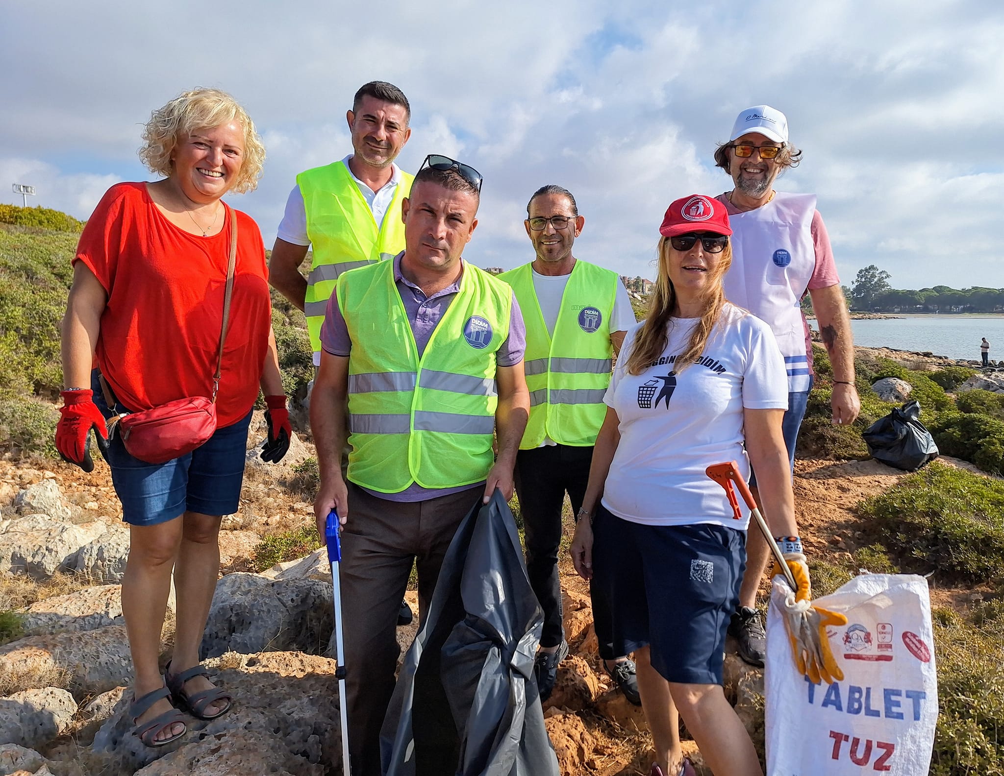 Didimde Belediye Ile Plogging In Didim Uyeleri Temizlik Yapti 511943 4C28485A3C084C7A39Beb79C7Ce0A5Ff