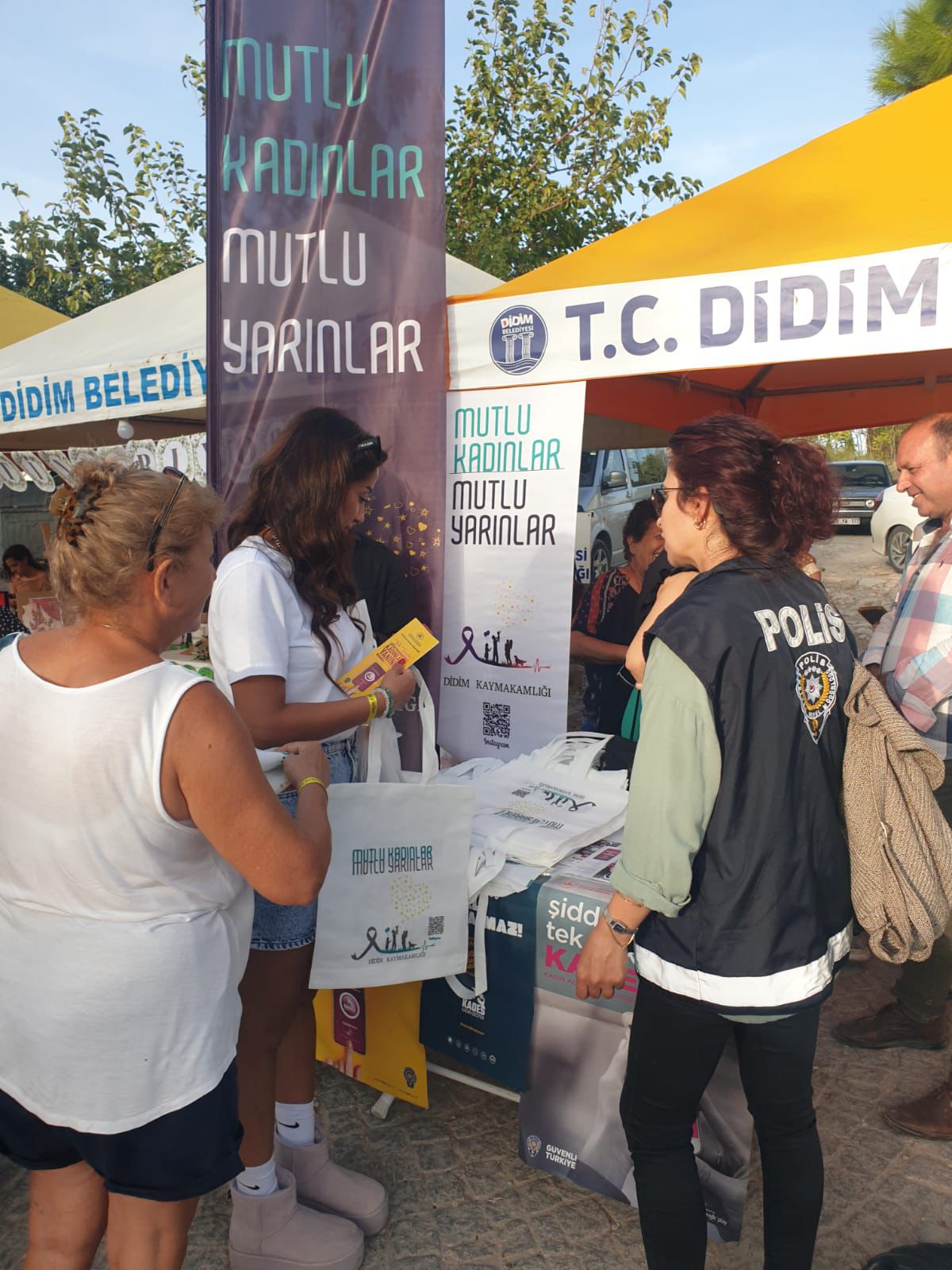 Zeytin Festivalinde Mutlu Kadin Mutlu Toplum Projesi De Anlatildi 511200 E6F05Dfdc4220D8Aee43688F6531B31B