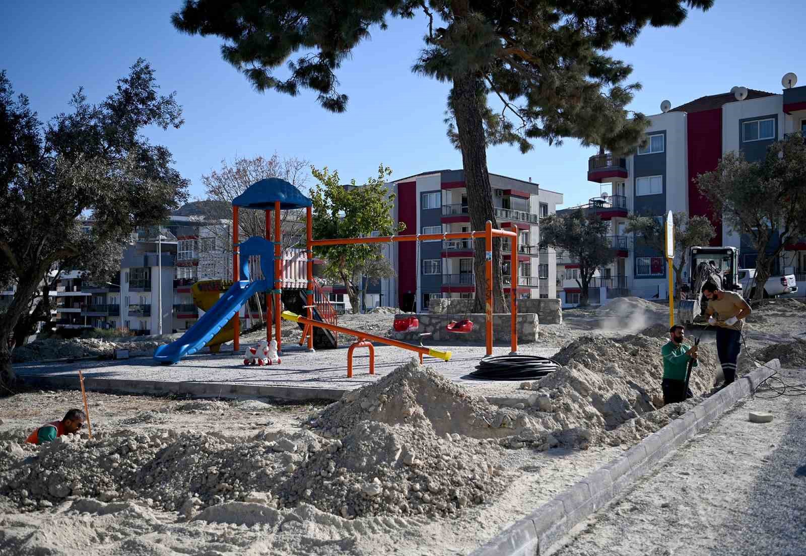 Kusadasi Belediyesi Degirmenderede Park Yenileme Calismasina Basladi 7E4Ebd7A2958383201Ad1A40D6Dad3E0