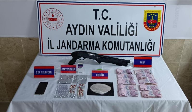 Nazillide Jandarma Yine Isbasinda Uyusturucu Ve Pompali Tufek Ele Gecirildi 524188 Dd0C74Fc5D518513D425B73A36Ce632B