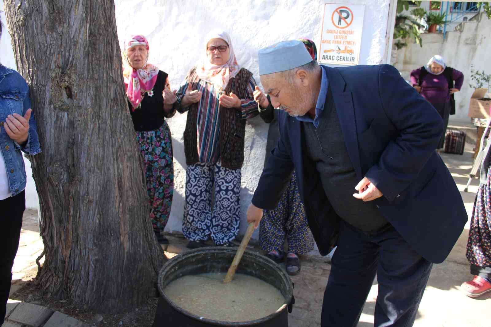 Yagmura Hasret Kalan Aydinda Mahalle Sakinleri Yagmur Duasi Yapti 084439Fbdc454Bad6Ebcce903Fb9619F