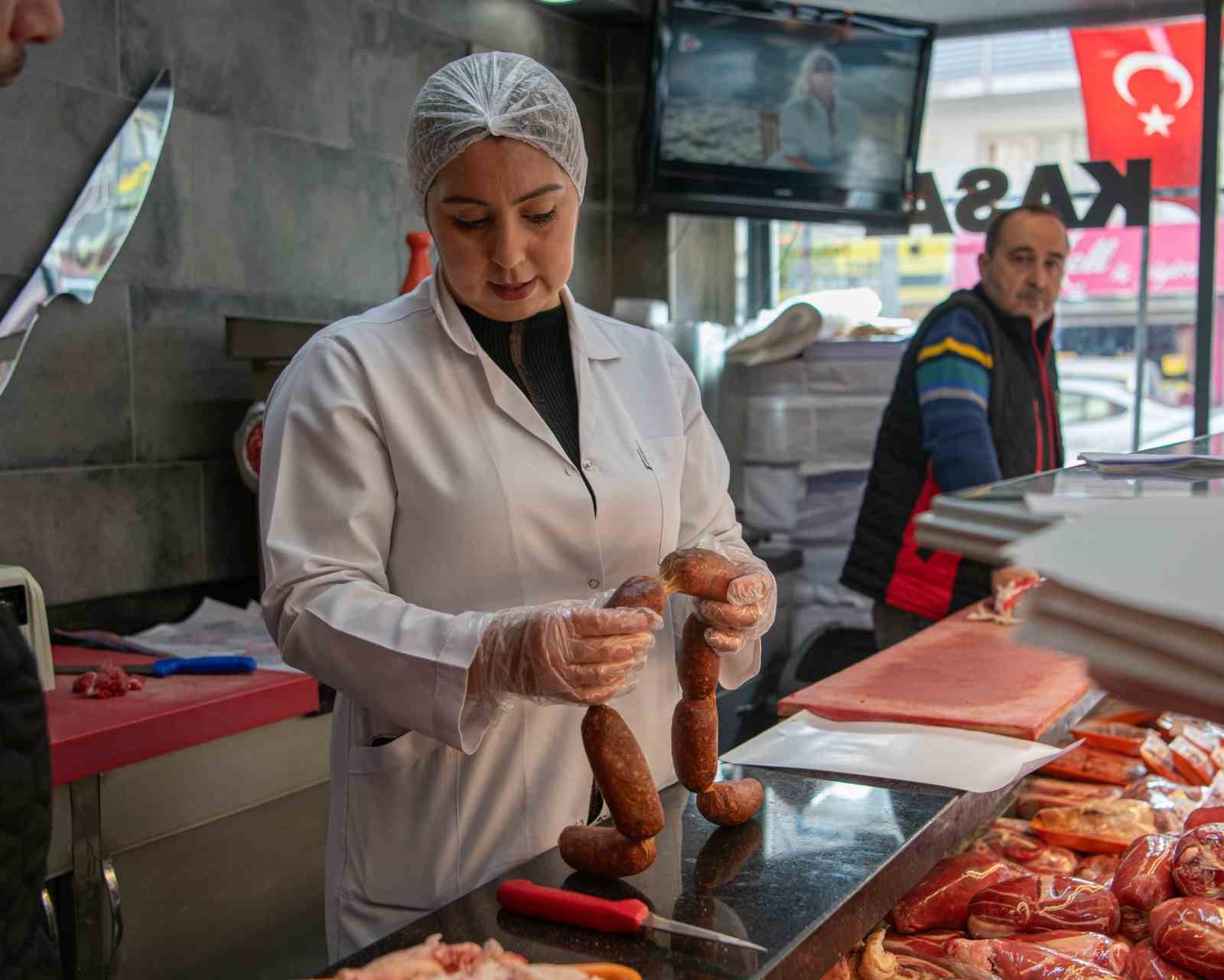 Kusadasi Belediyesinden Kasaplara Hijyen Denetimi 7D19F296E72F9F993426B8F1C9Ca6267