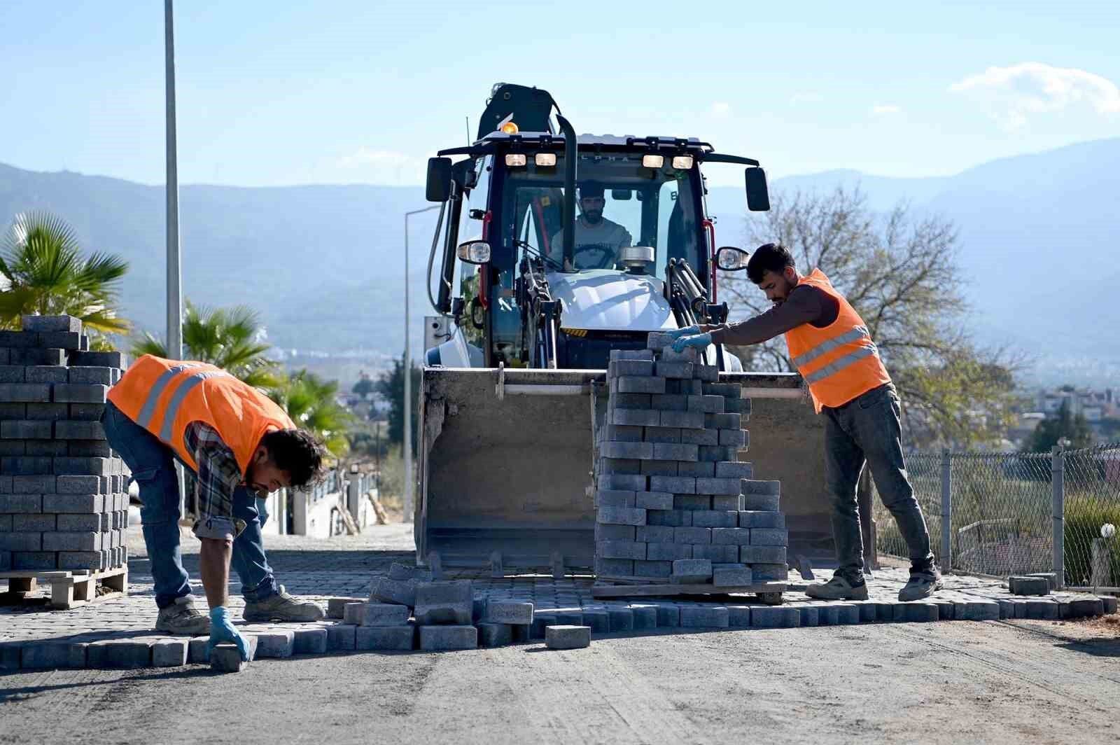 Kusadasi Belediyesinden Sogucakta Yol Yapim Calismasi Dc0110318Cf5E56Fb2D29Aa07F1C6De3