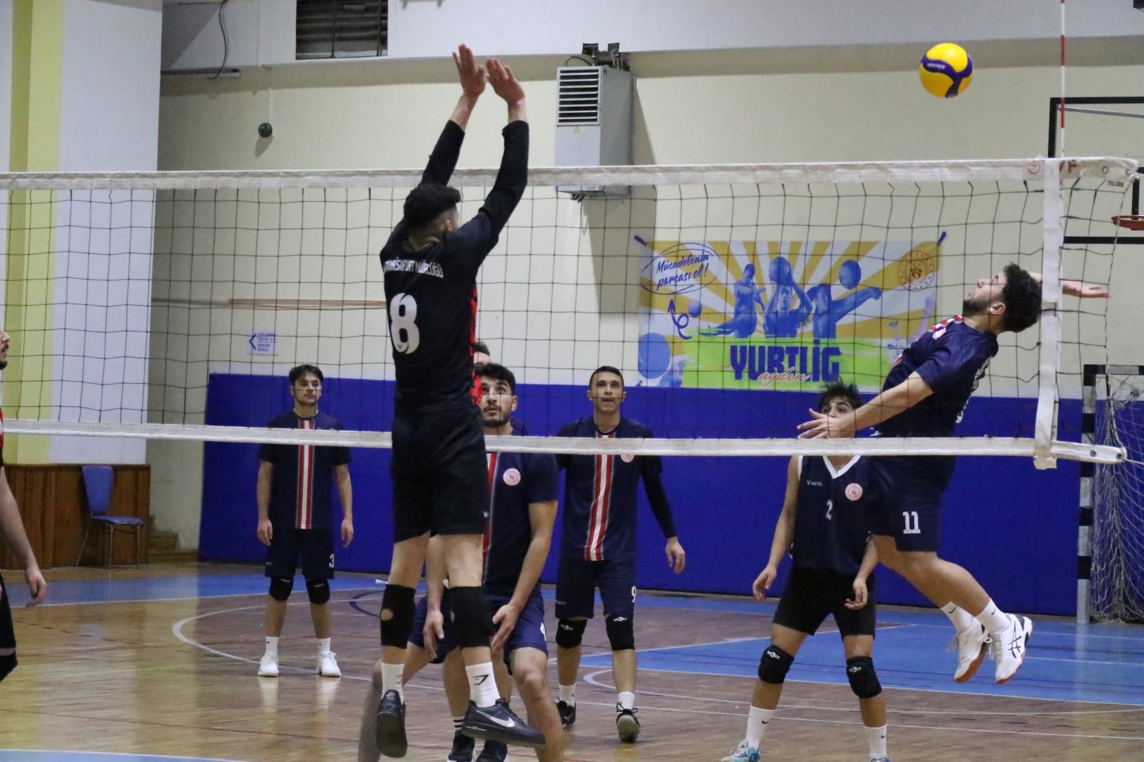 Voleybol Yurtligde Sampiyonlar Belirlendi 526628 5F7B9324Ec243E25F879Dde75C22287C