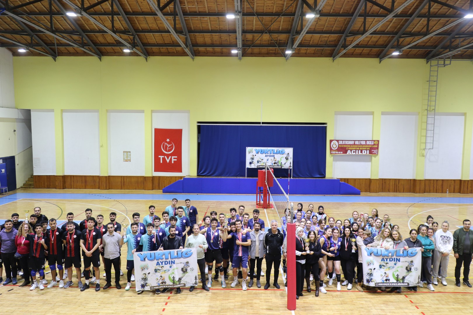 Voleybol Yurtligde Sampiyonlar Belirlendi 526628 D6B808Ad4404D6427Ec2C374F18E77Bb