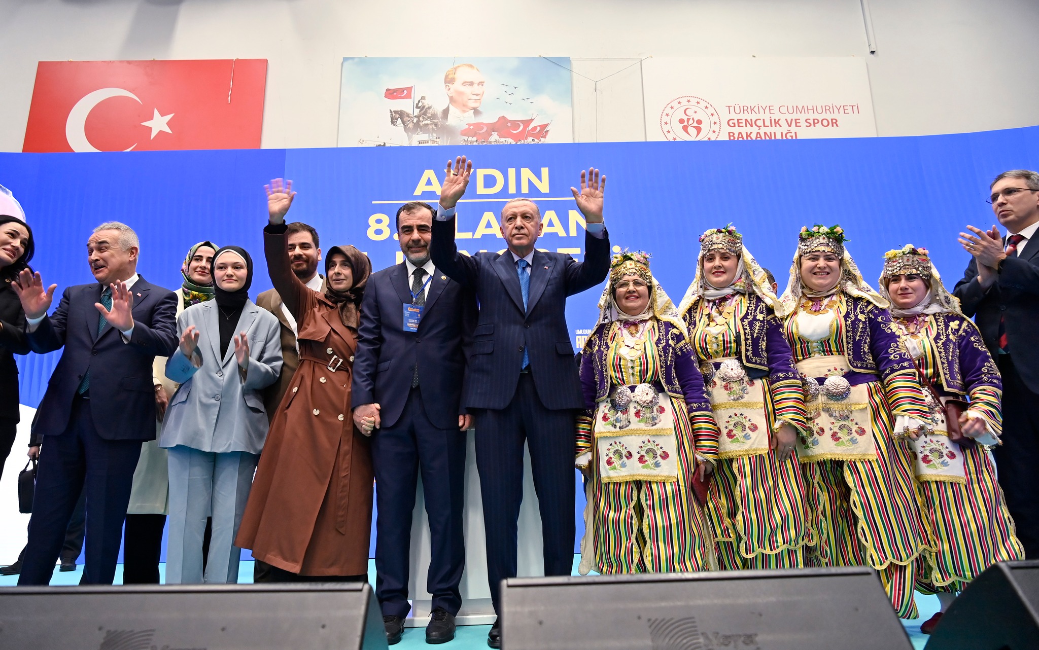 Erdogan Aydinda 448 Milyar Tl Yatirim Yaptik 535311 5F0E6Cc6329C5Cb2A284Be8C8432A4Ed-1