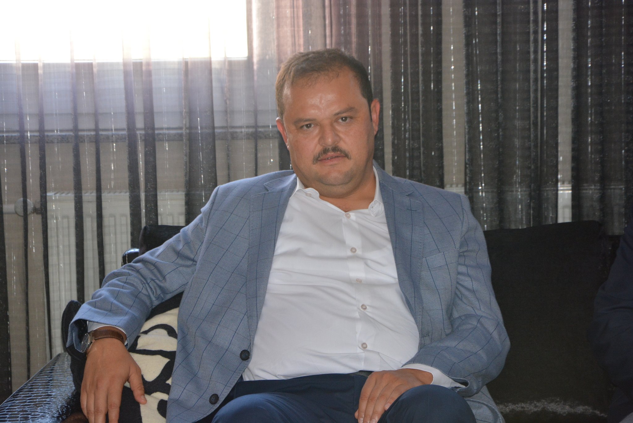 Aydinda Liste Disinda Kalmisti Oz Istanbul Delegesi Oldu 542614 Aa5C097101E74B95D52559D00115E964