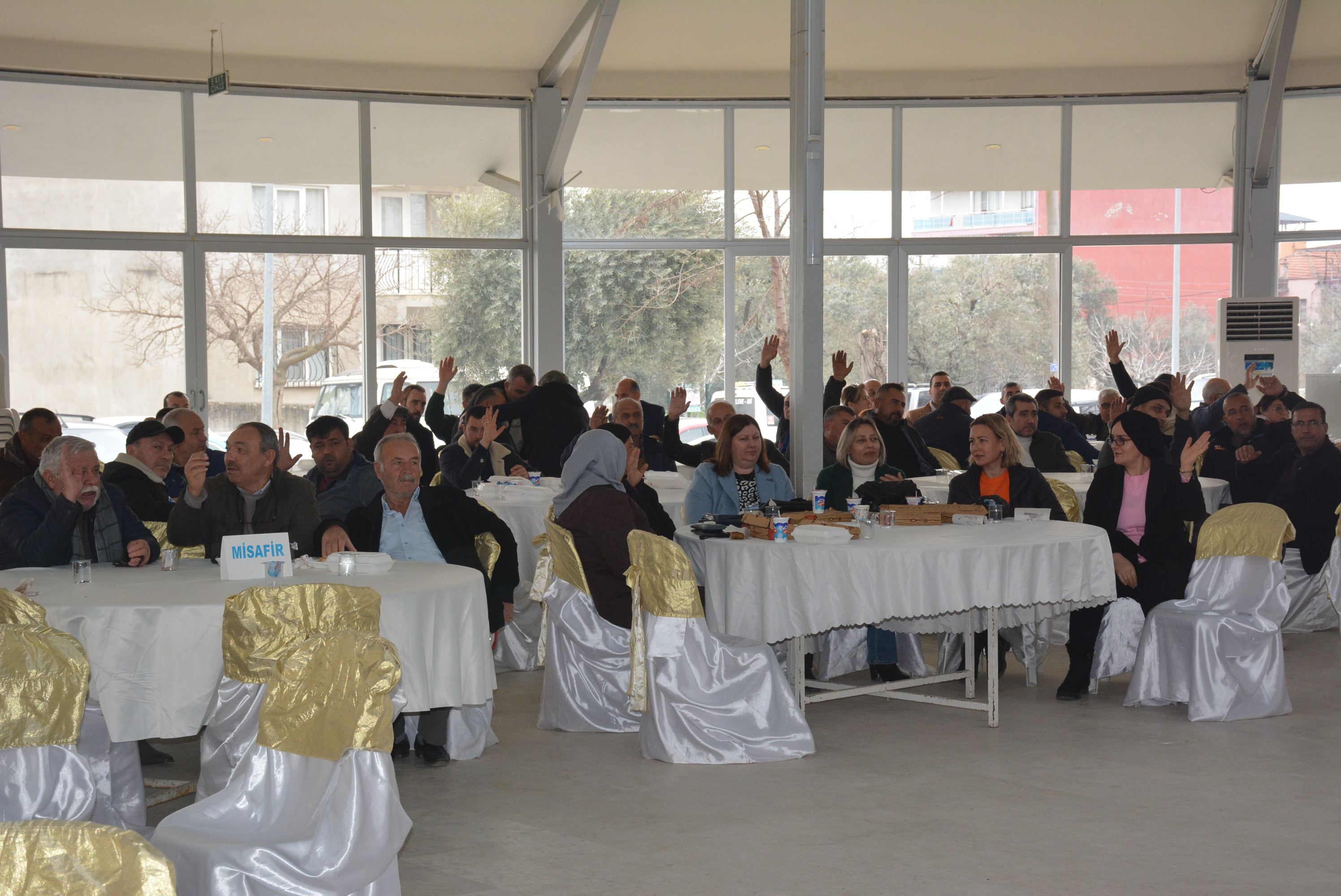 Germencik Esnafi Ozsoy Ve Ekibini Alkisladi 547392 1057C520B5538Cad69257A4Eac21C335