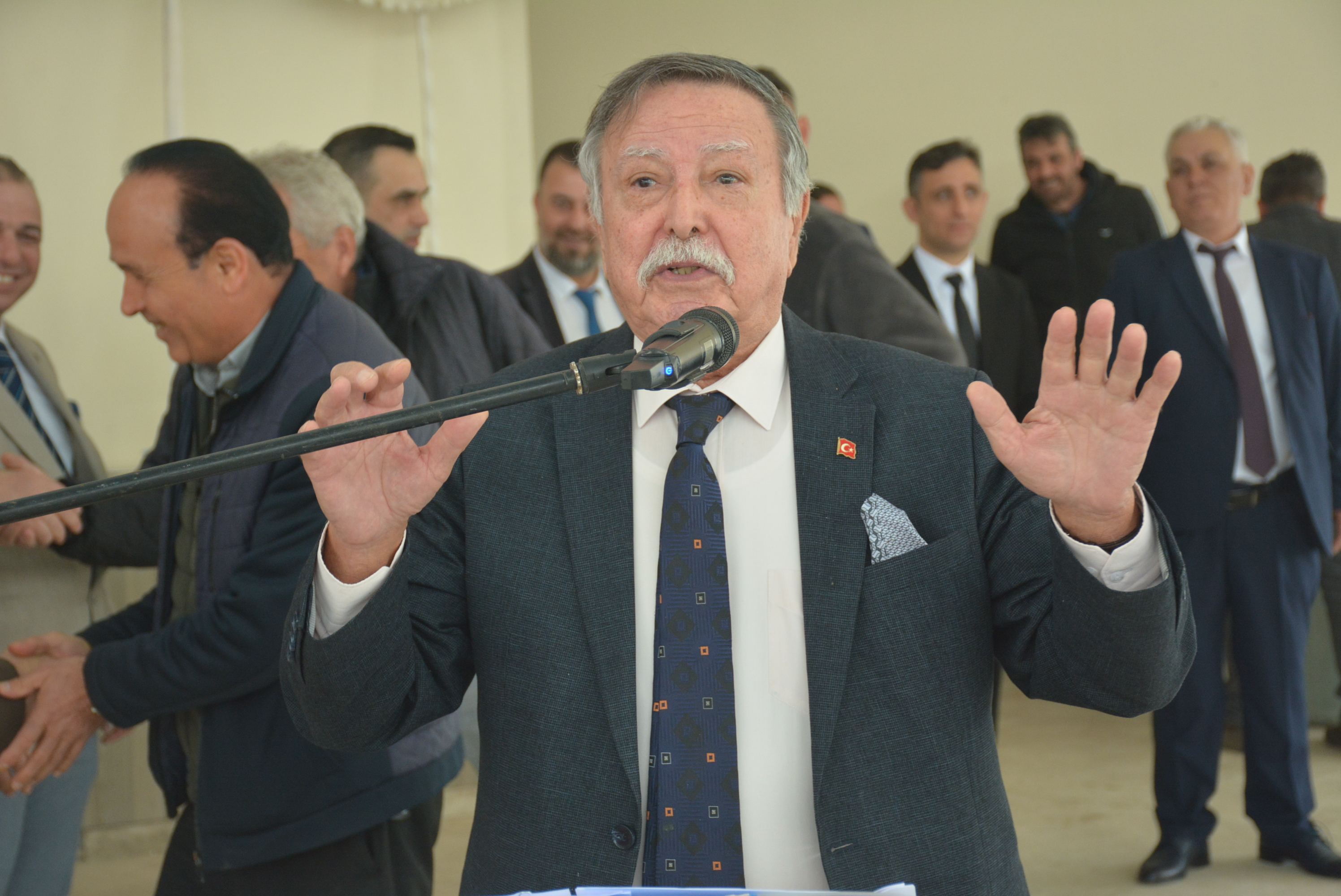 Germencik Esnafi Ozsoy Ve Ekibini Alkisladi 547392 F35574607Cb47200B336D87A536787C2