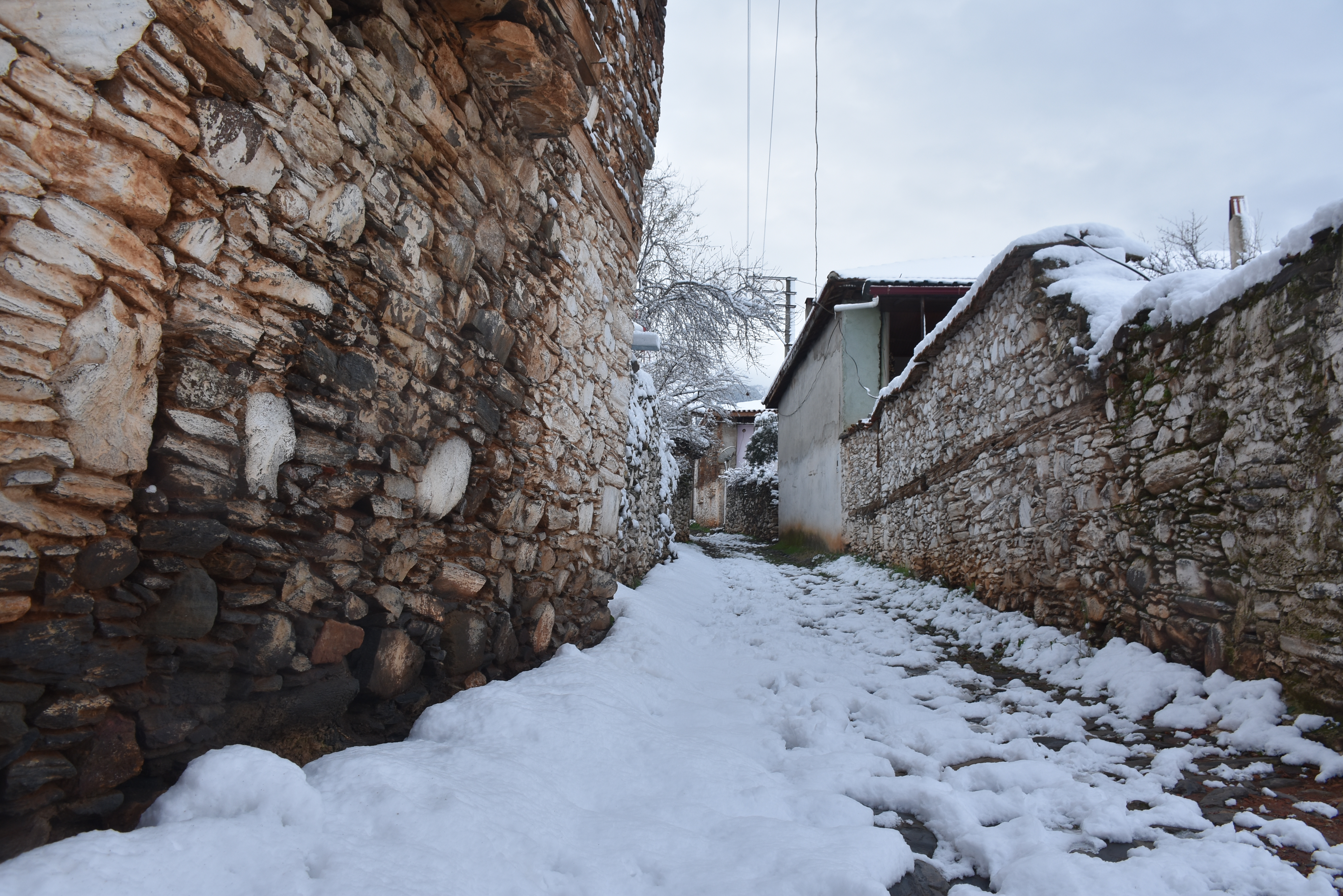 Iki Yil Once Karacasu 542153 467B987B95E8A618De1D04689A097480