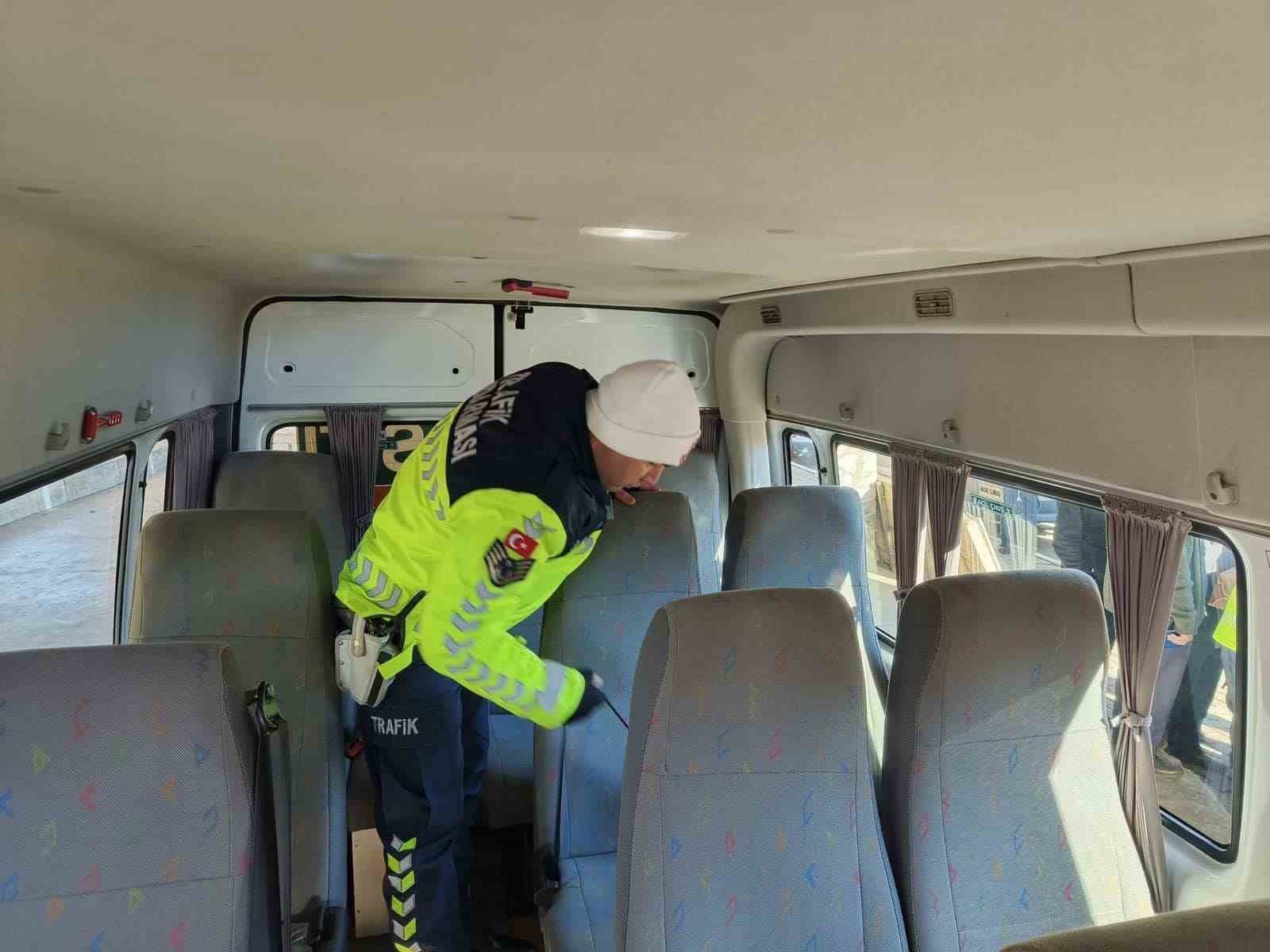 Karacasuda Okul Servisleri Denetlendi 4E2D8769Ee95F27719A79Ae889527Ca2