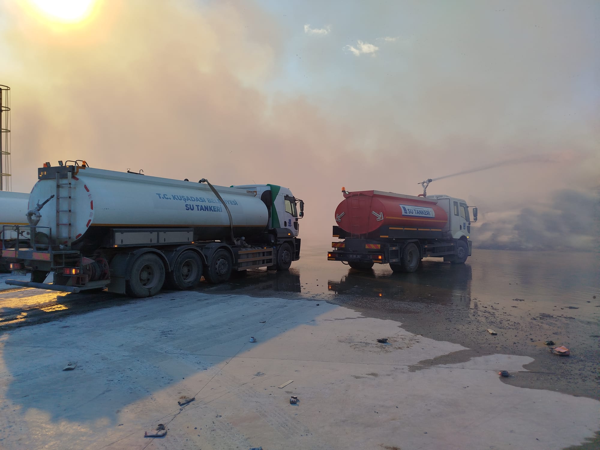 Kusadasi Belediyesinden Soke Cikan Yangin Calismalarina Destek 546672 Ed7Ecacec30Ca0098076530B62966E34