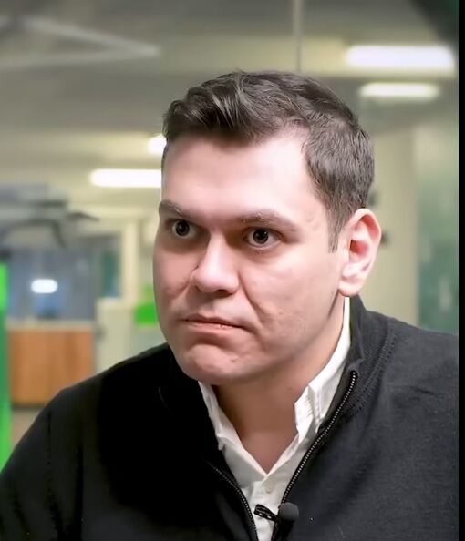 Kusadasinda Haliciliktan New York Borsasina Uzanan Basari Oykusu 548267 08E14Ea271E938B888Dbf684971Fd5C0