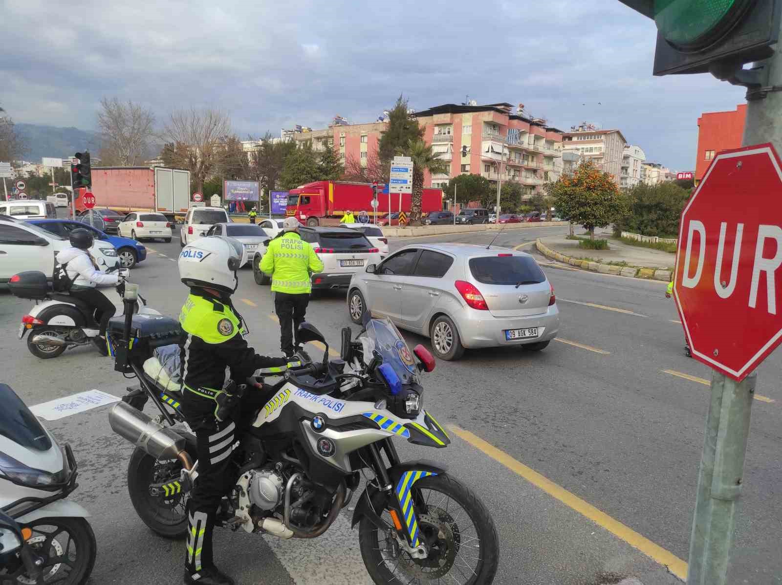 Otoyoldaki Calisma Nedeniyle Trafik Durma Noktasina Geldi 28B7428Efe9B780A45816C679C875311