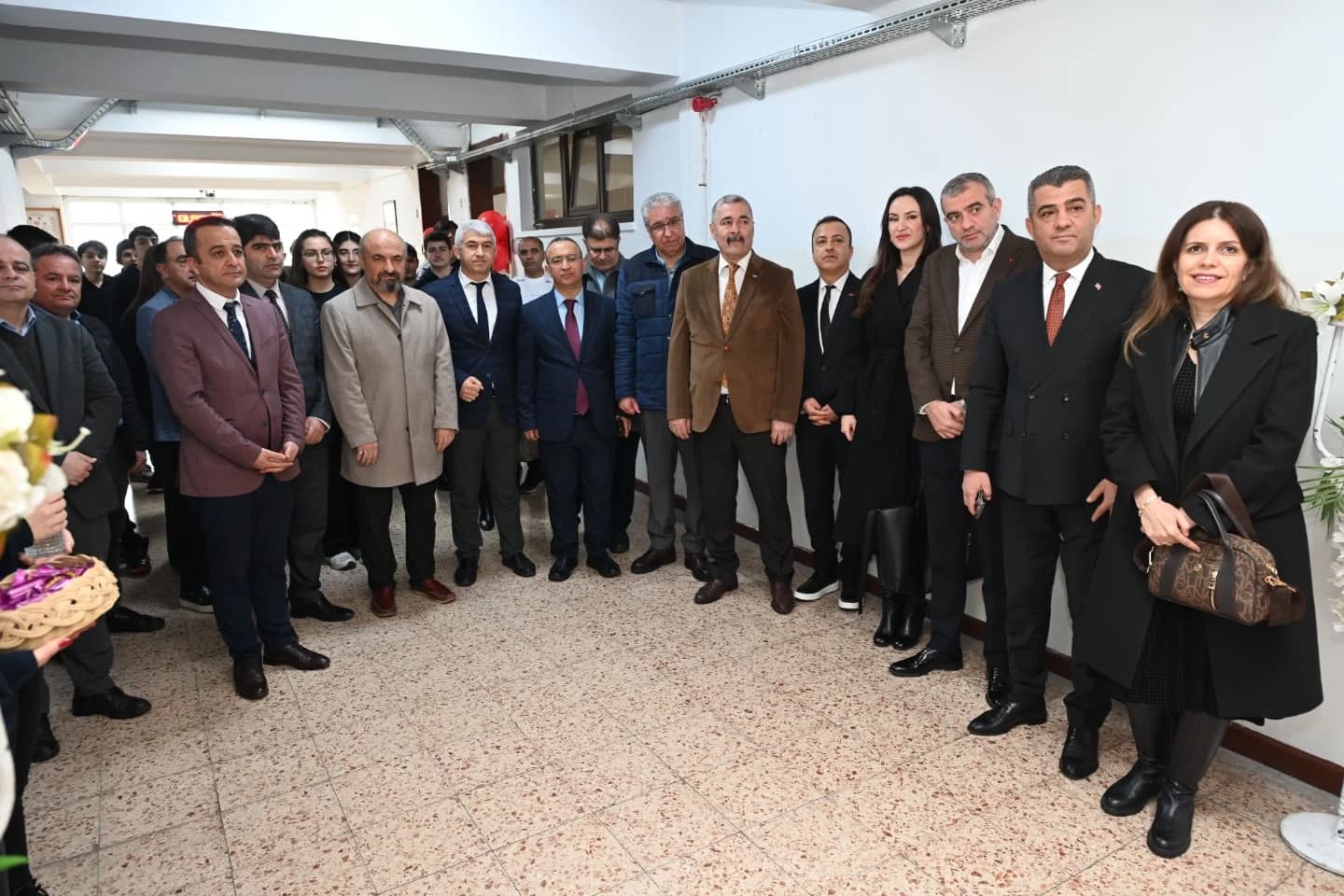 Aydin Lisesine Hayirsever Destegi 548378 C4814D618Add8622Dfab171505F17962
