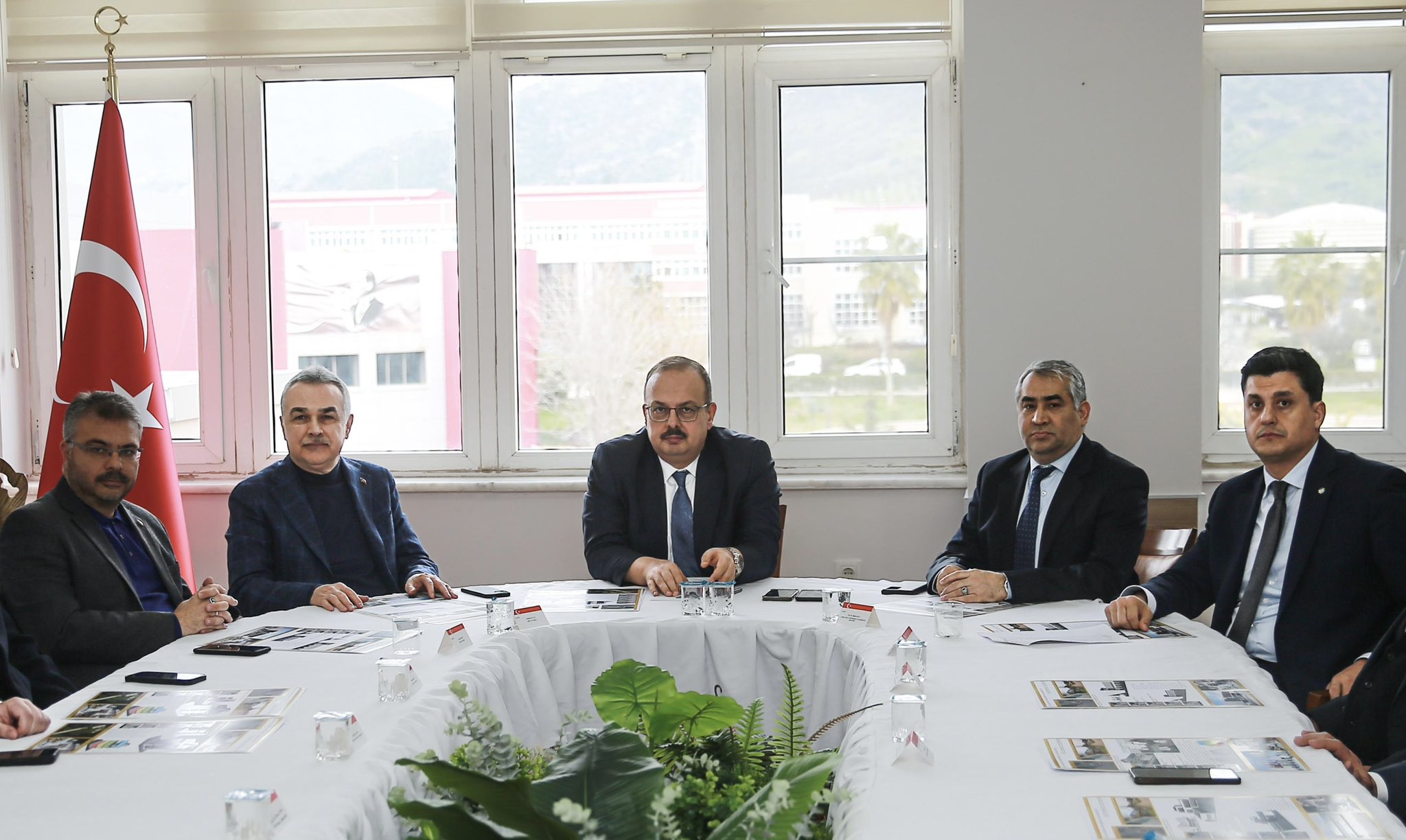 Aydinda Birlik Yemegi Oncesi Kriz Chp Ve Iyi Partiden Tepki 548280 5443Faa964Adc08Ab43B4129C510F7A5