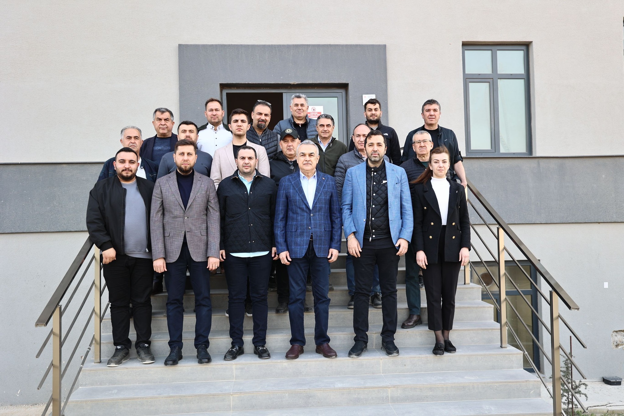 Bu Fabrika Aydina Deger Katacak Savas Fabrikayi Inceledi 550635 0C10427Bf3Ec4Fda1Ee51781E0036314