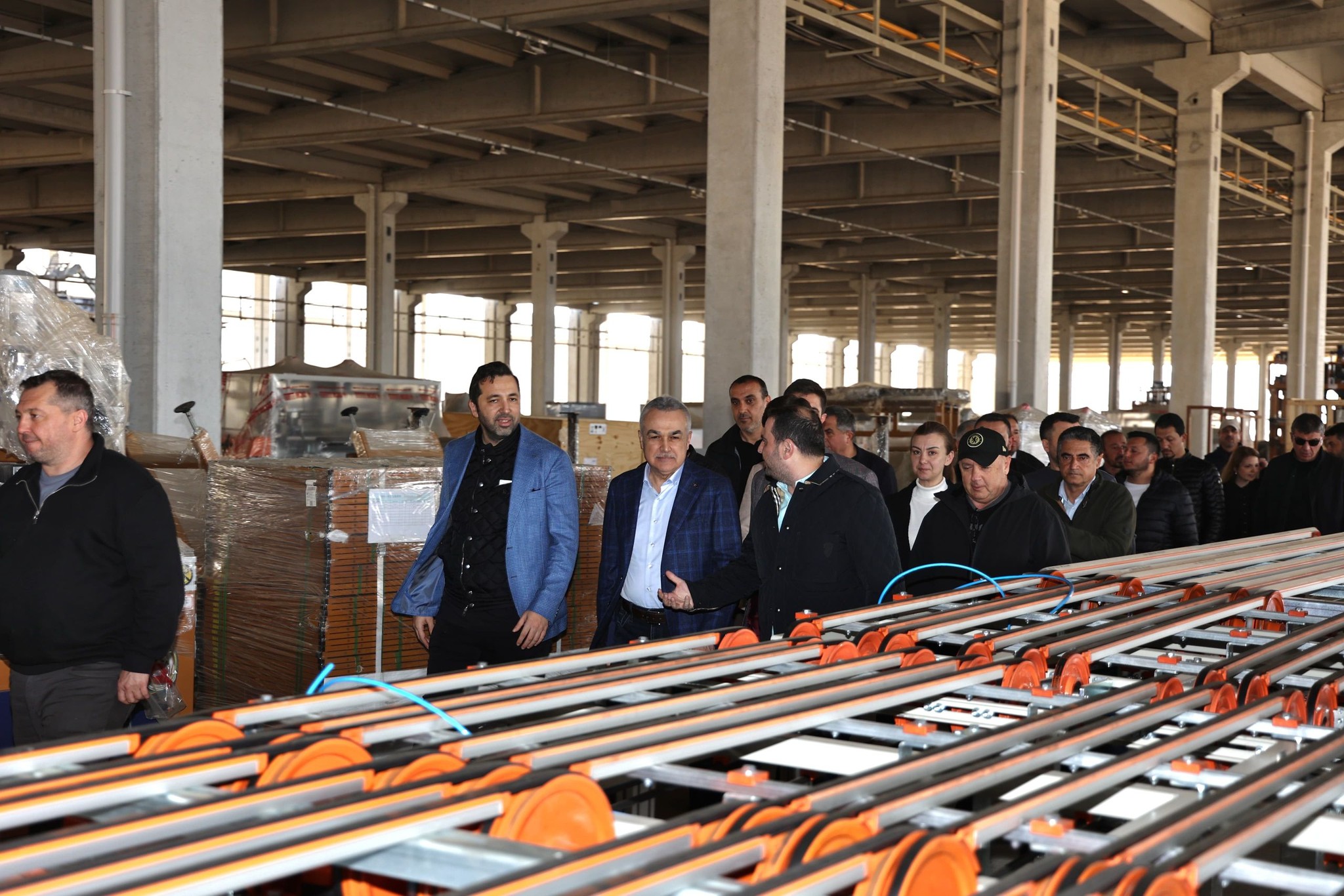 Bu Fabrika Aydina Deger Katacak Savas Fabrikayi Inceledi 550635 B8Bd4D5001C1C5Cb287262C2E41F5Df2