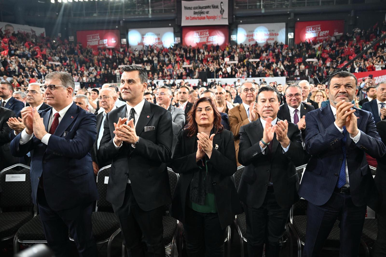 Cercioglu Imamoglunu Yalniz Birakmadi 550558 95E188B6B11E8A7338Ec7F23Ef8219D7