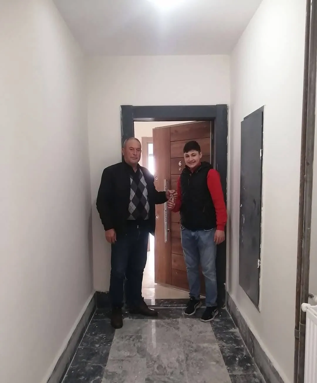 Hayirli Olsun Bozdogan Toki Sahiplerine Anahtar Teslimi Basladi 549531 383Cac66554Eb4D1D57D8328Ae4D214E