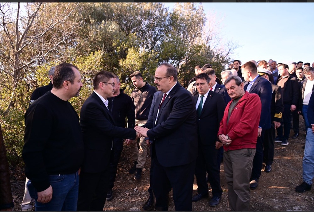 Mugla Cumhuriyet Savcisinin Babasi Karacasuda Topraga Verildi 551622 B7501A246B34578C2057027673Cae565