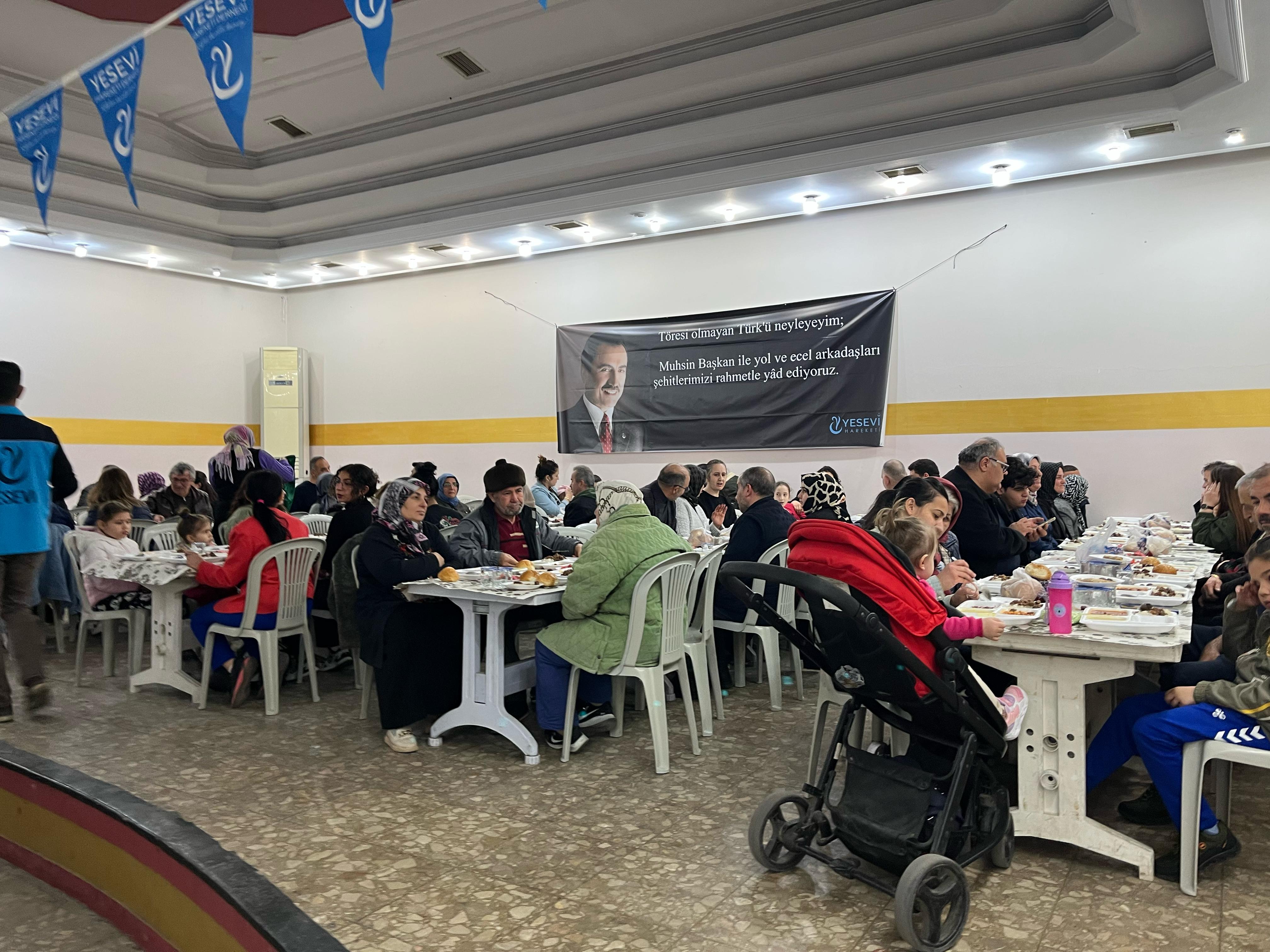 Nazillide 1000 Kisilik Yesevi Iftari Duzenlendi 554356 04C32A803F23Ffc329C196Ddcea7384E