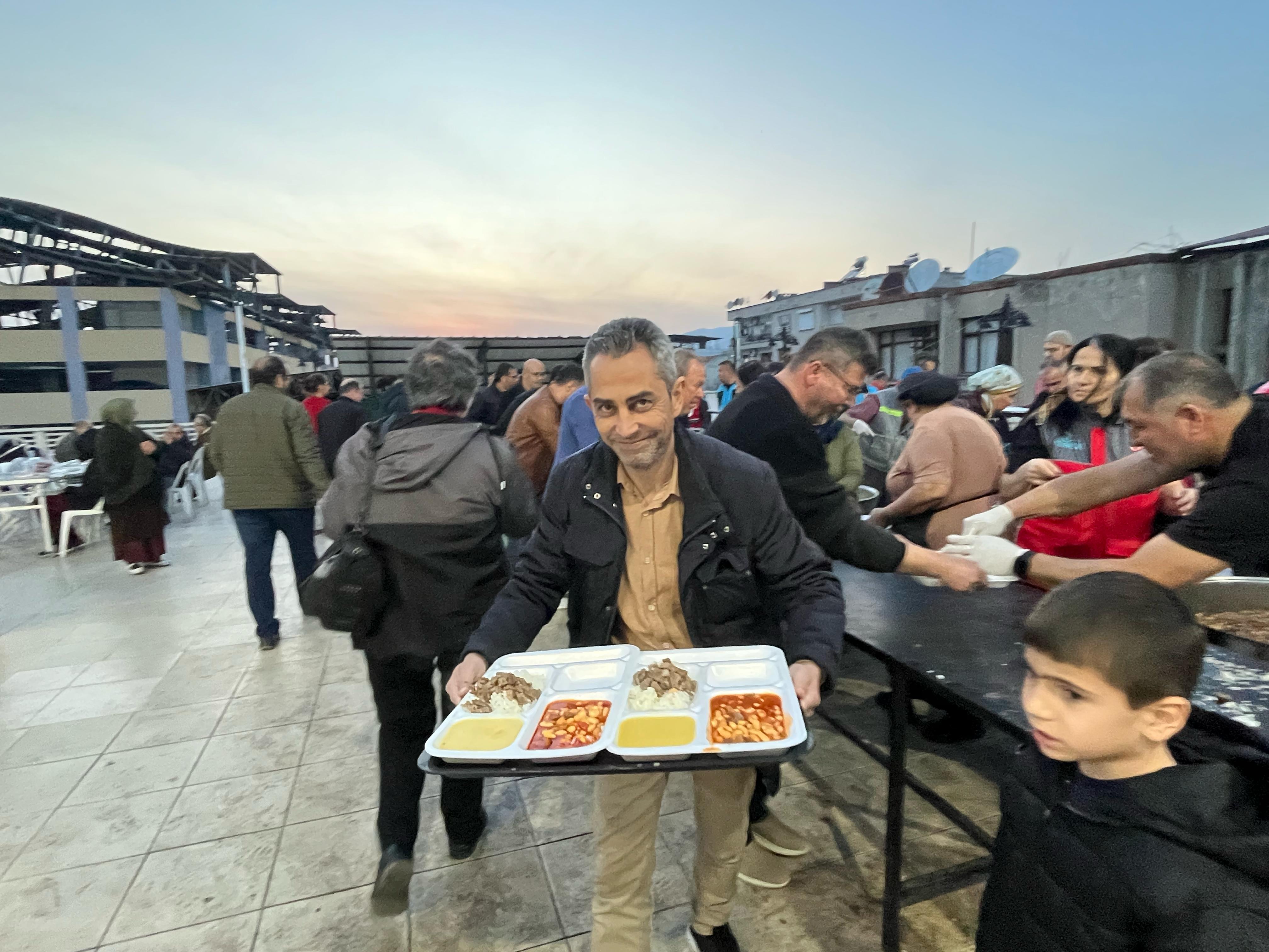 Nazillide 1000 Kisilik Yesevi Iftari Duzenlendi 554356 289F1986Ee7112Bc0F4Fec808Cffa8A3