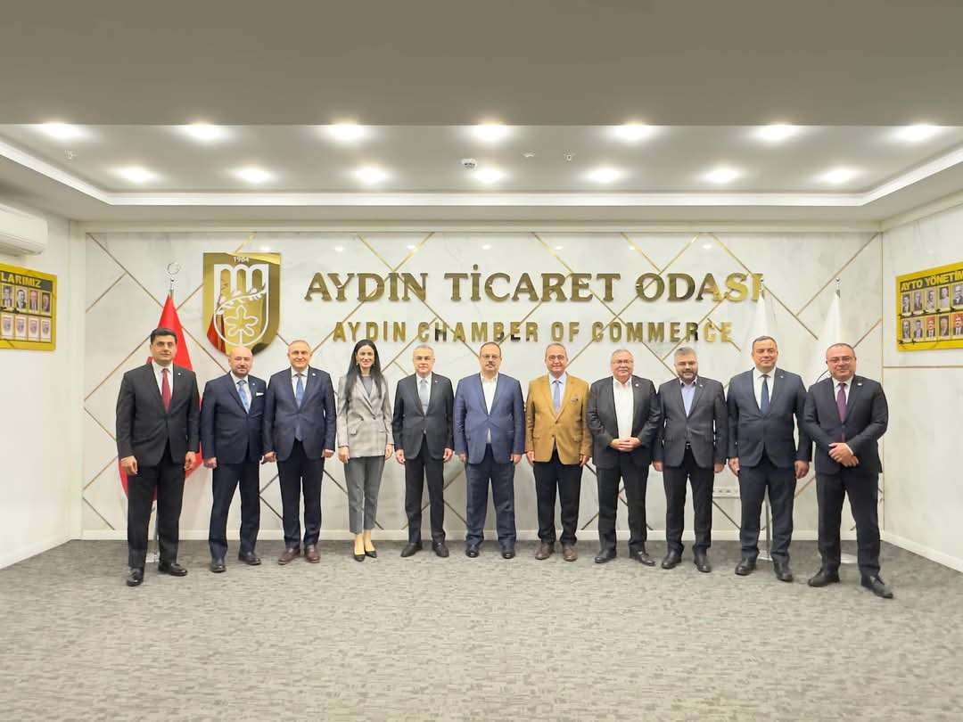 Ozlenen Tablo Ilk Defa Bir Araya Geldiler 550235 93Ae4A9Cf9Cd8246C8C72E4Edb5E700B