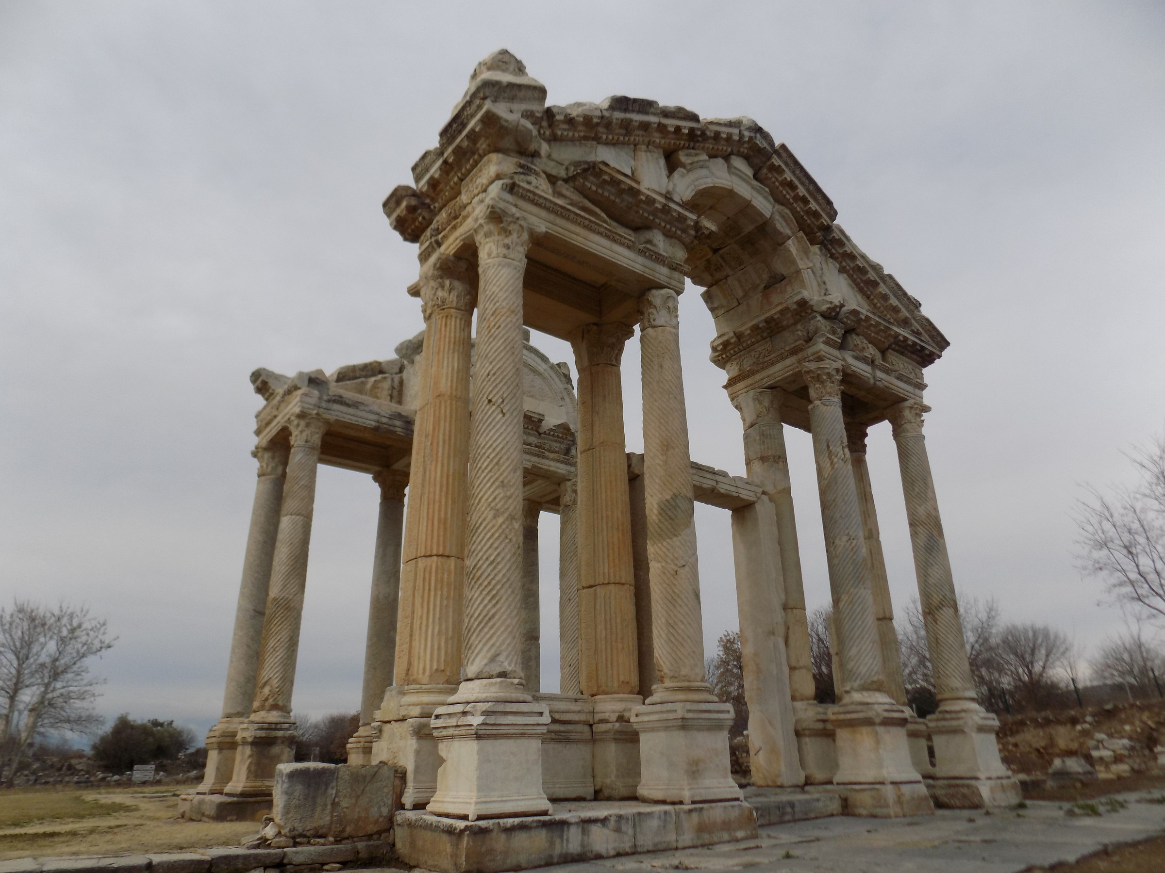 Tur Rehberi Gozunden Afrodisias Her Kosesinden Masal Akan Buyuleyici Kent 548544 Fc1928A623130615Ef1C50A4F9229386